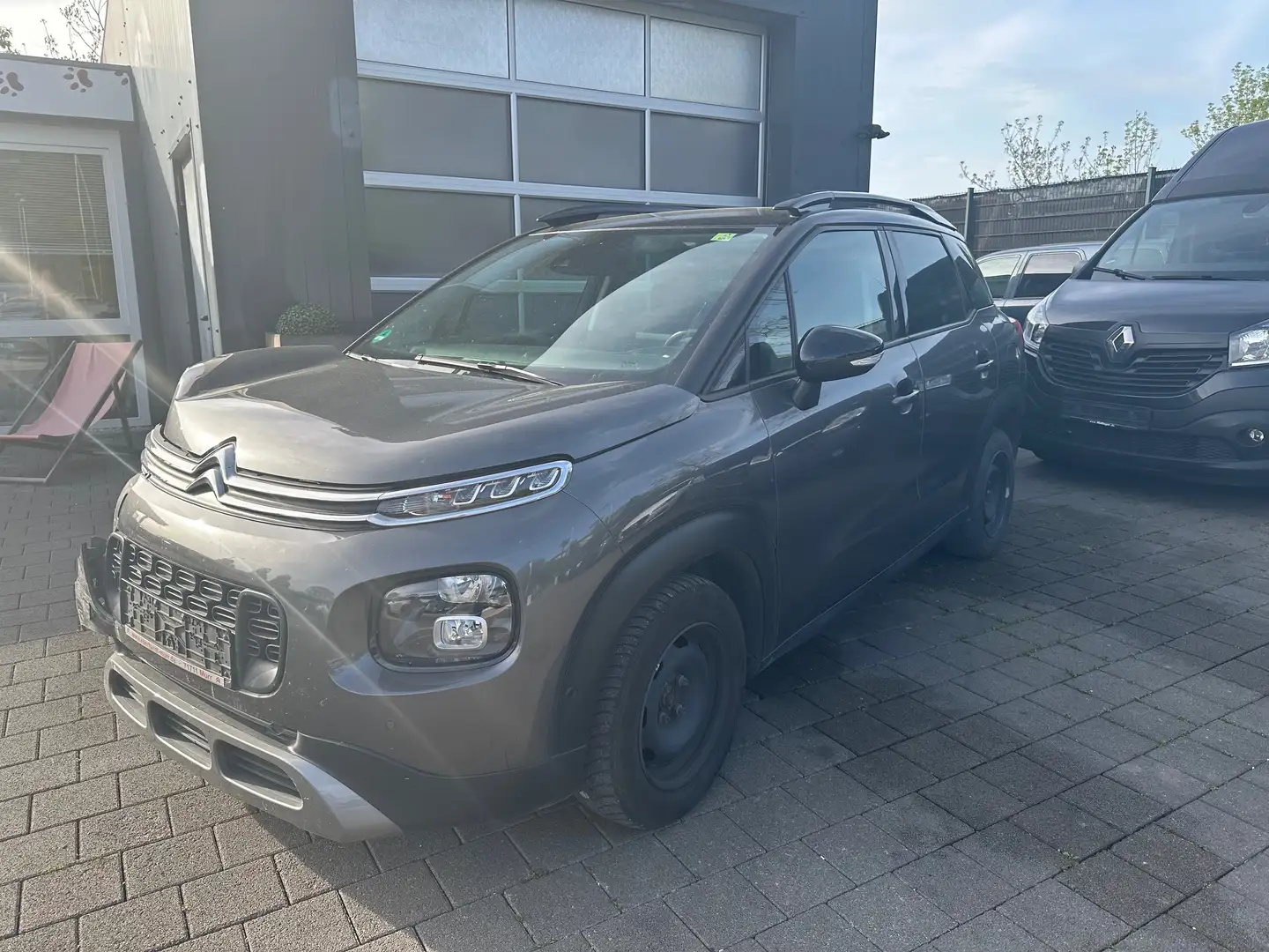 Citroen C3 Aircross Shine Grau - 1