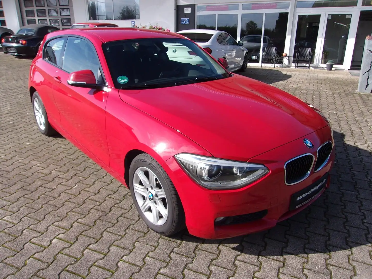 BMW 116 i Automatic Rot - 2