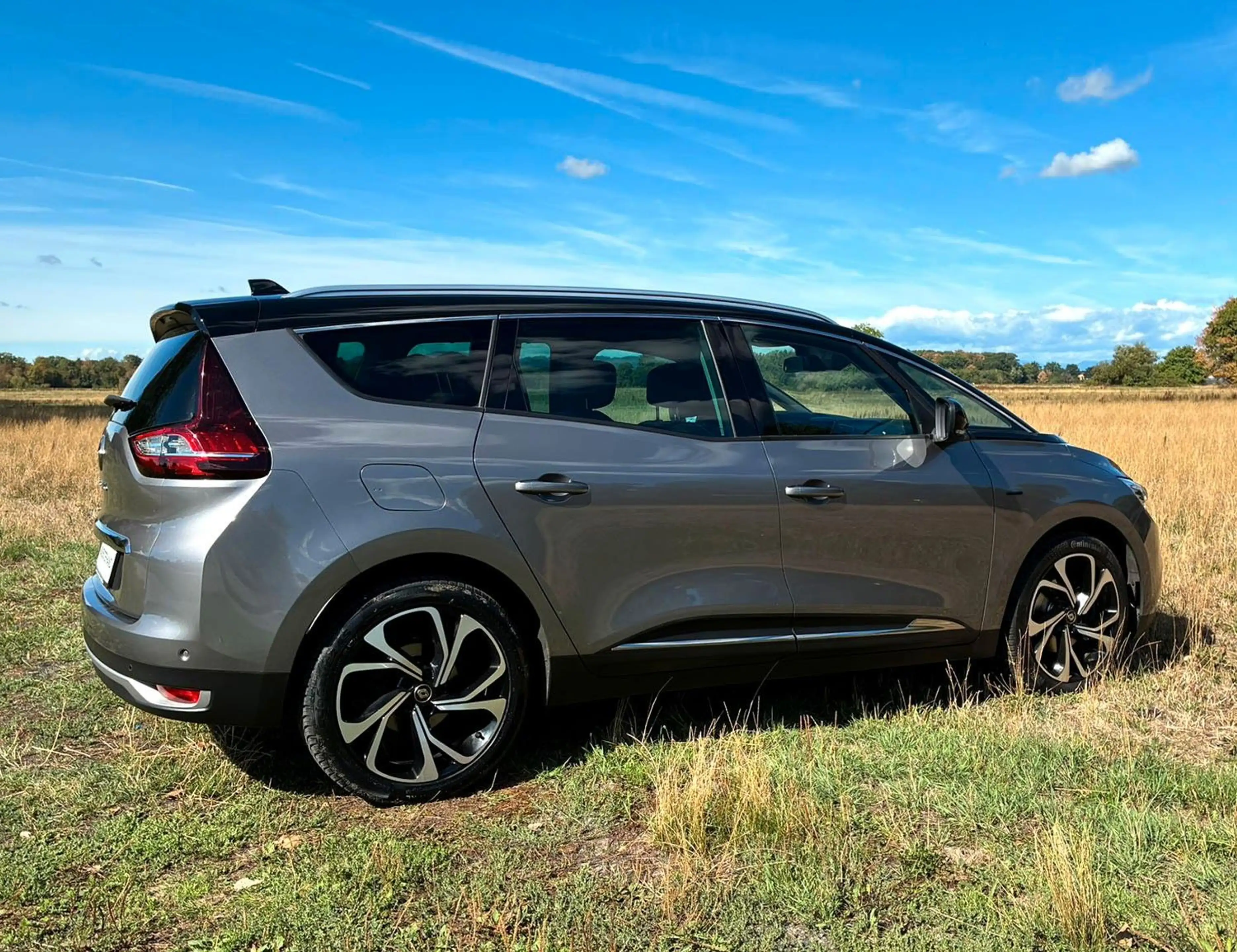 Renault Grand Scenic Scenic IV Grand Black Edition | 1. HAND 7 SITZE — photo 4