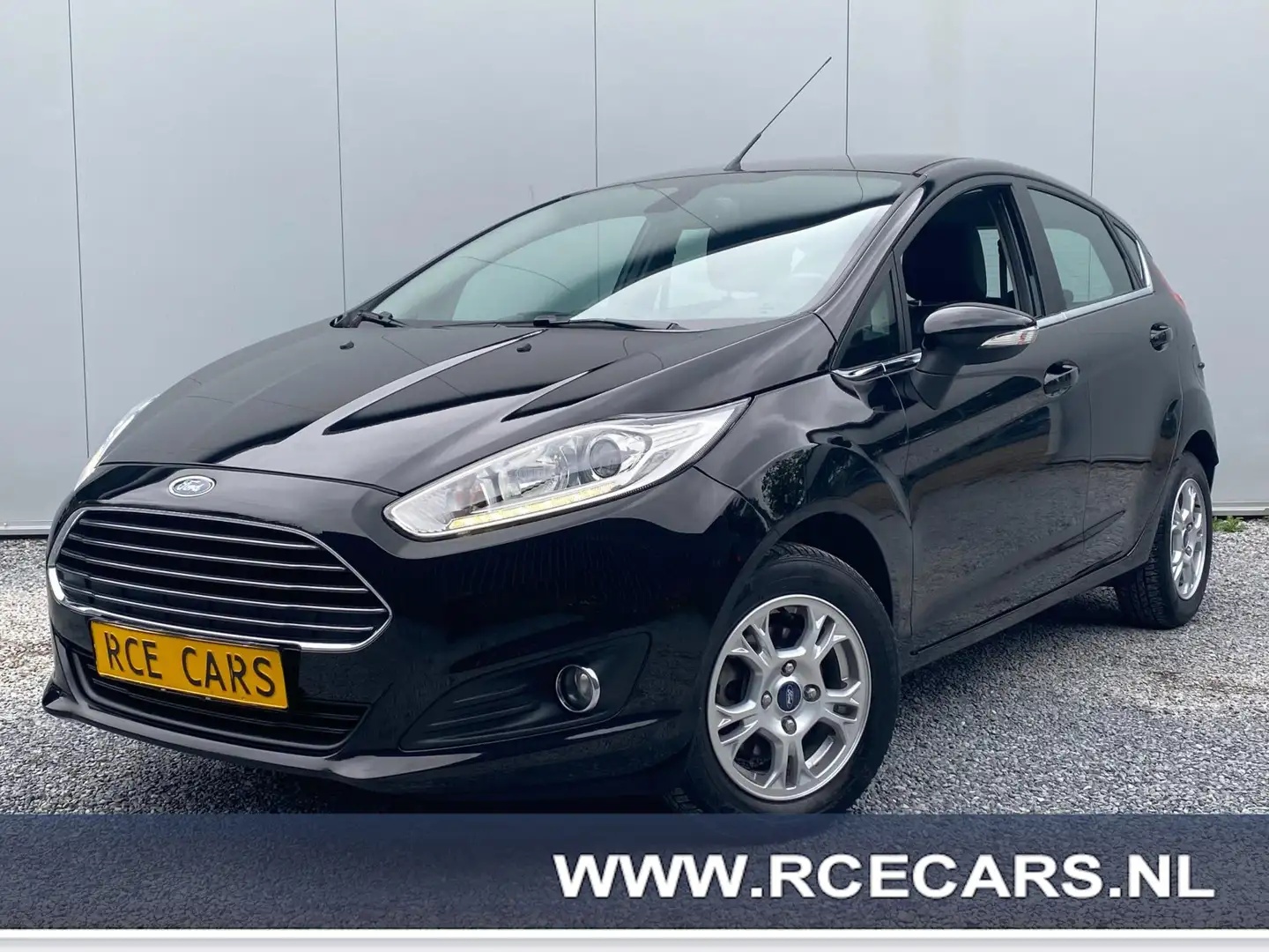 Ford Fiesta 1.0 EcoBoost D.A.B Xenon Clima Stoelverw Blueth KM Zwart - 1
