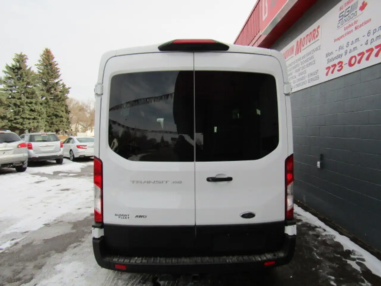 Ford Transit Passenger Wagon снимка Ford Transit Passenger Wagon
