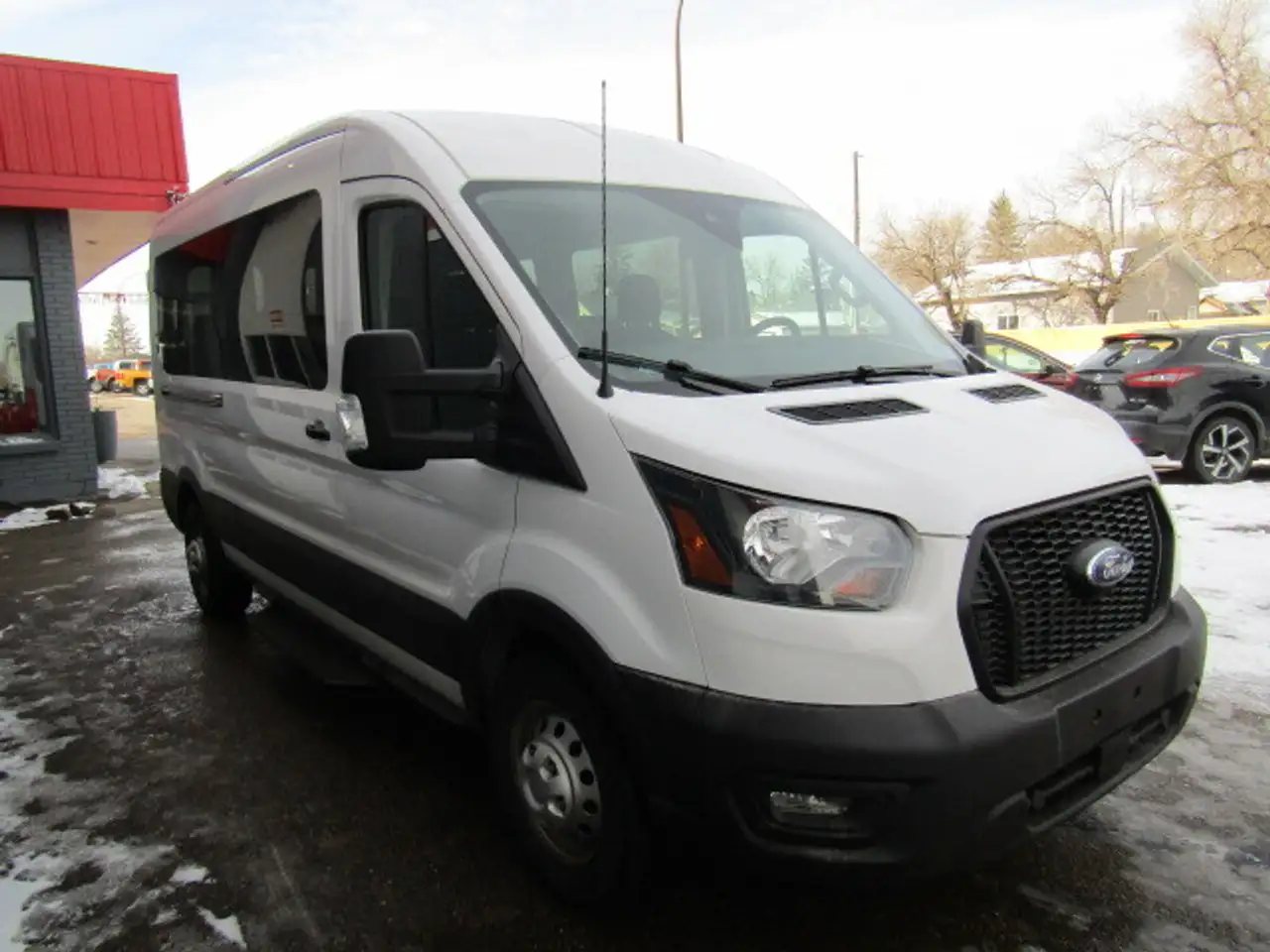 Ford Transit Passenger Wagon снимка Ford Transit Passenger Wagon