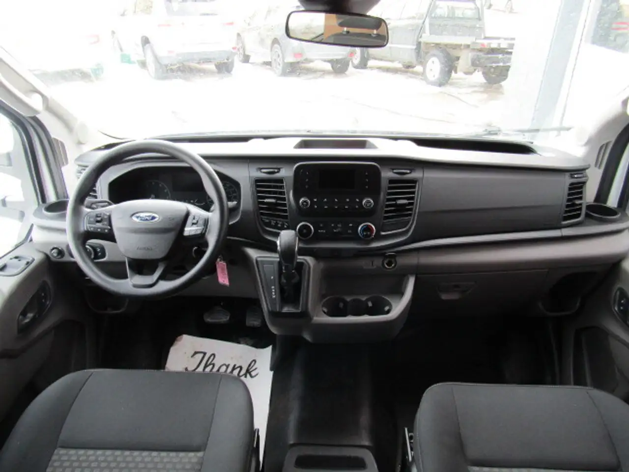 Ford Transit Passenger Wagon снимка Ford Transit Passenger Wagon