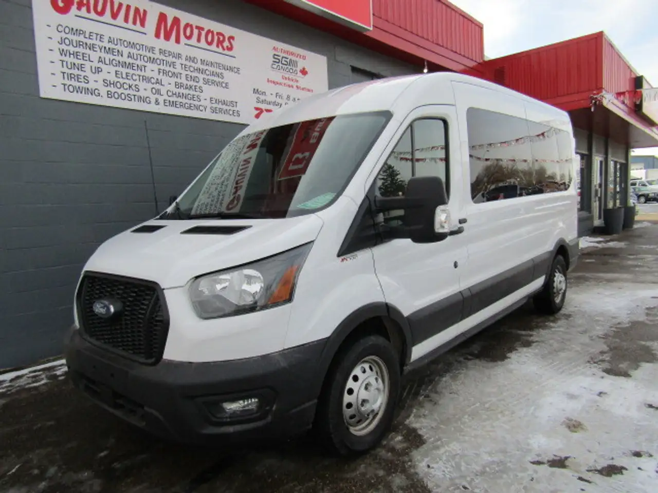 Ford Transit Passenger Wagon снимка Ford Transit Passenger Wagon
