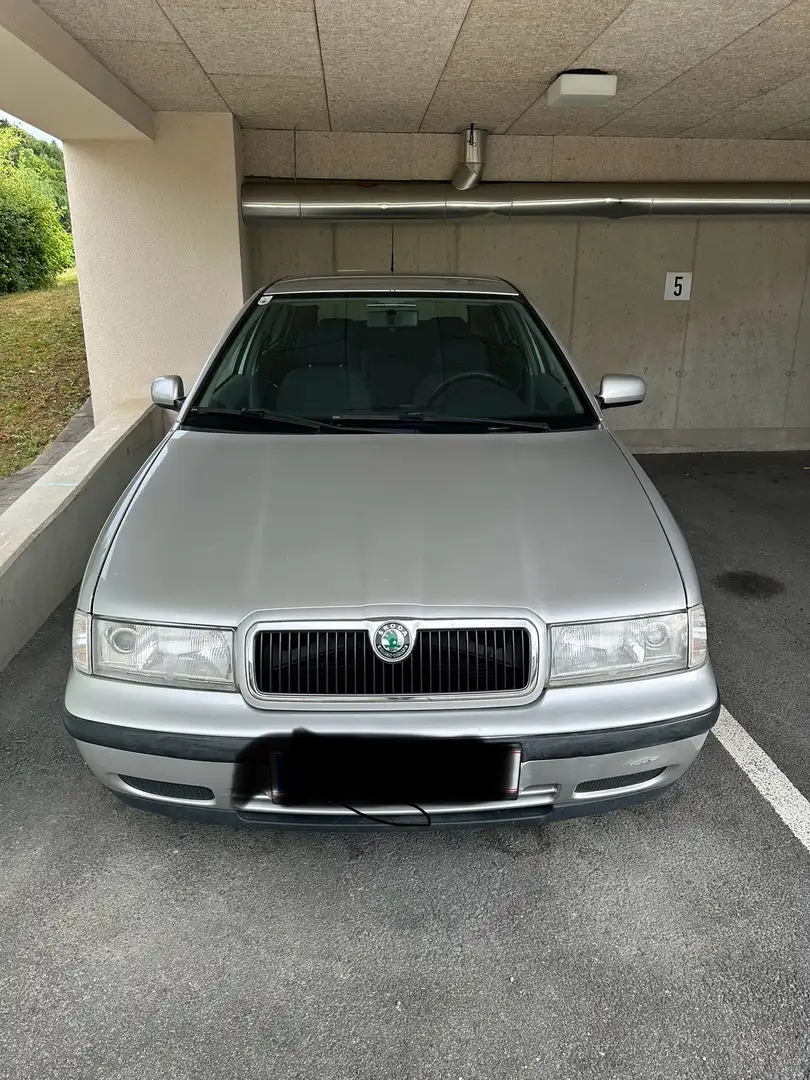 Skoda Octavia 1,9 Business TDI mot tauschmotor - 1