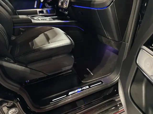 Mercedes-Benz G-Class view 10