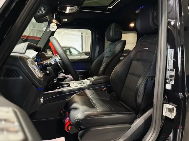Mercedes-Benz G-Class view 3