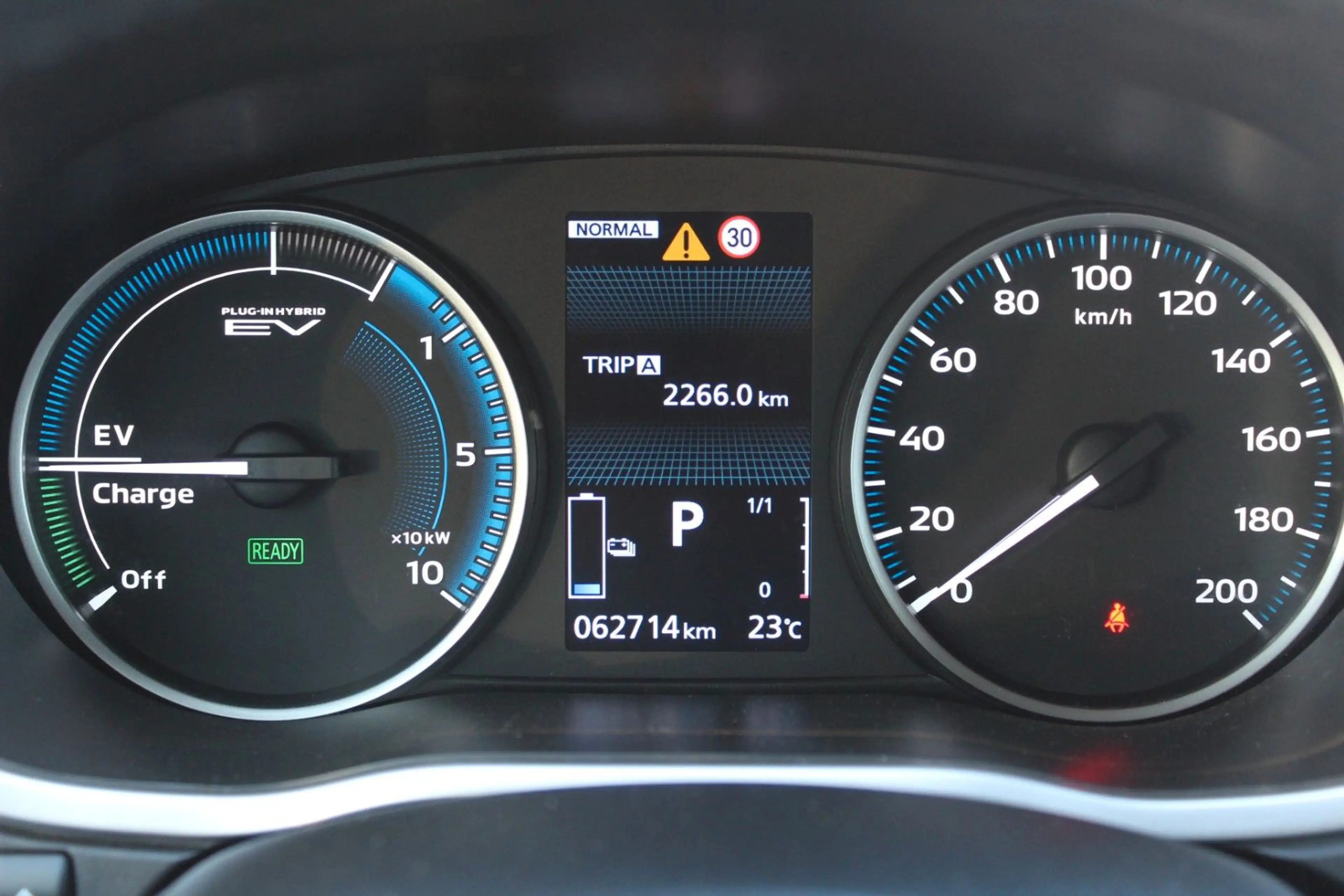 Mitsubishi Eclipse Cross 2.4 Plus 4WD Navi LED — photo 15