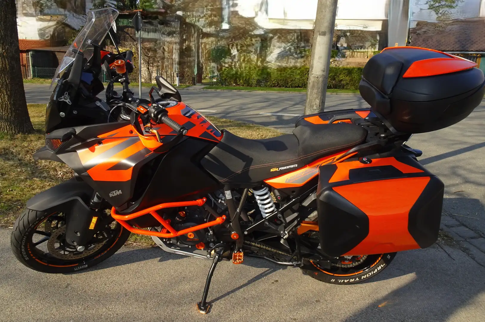 KTM 1290 Super Adventure S mit Quickshifter+ und viel Zubehör Оранжевий - 1
