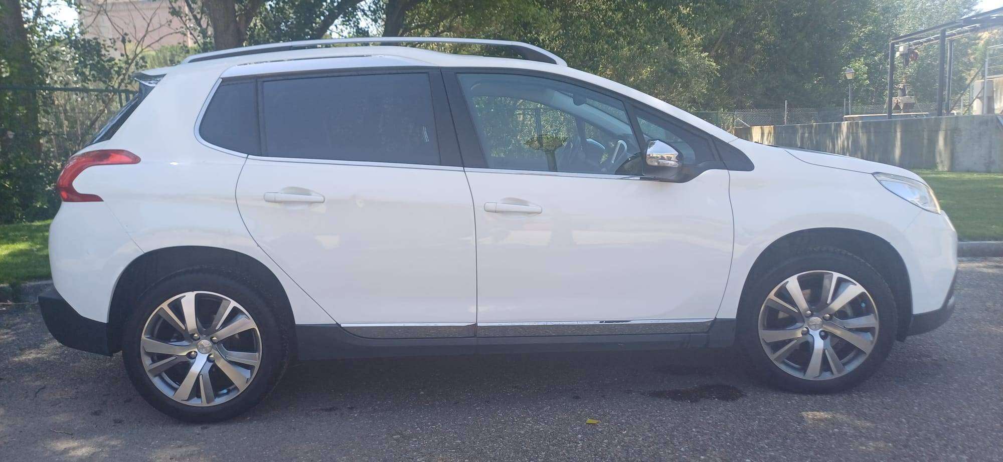 Peugeot 2008 2008 1.2 PureTech S - foto 1