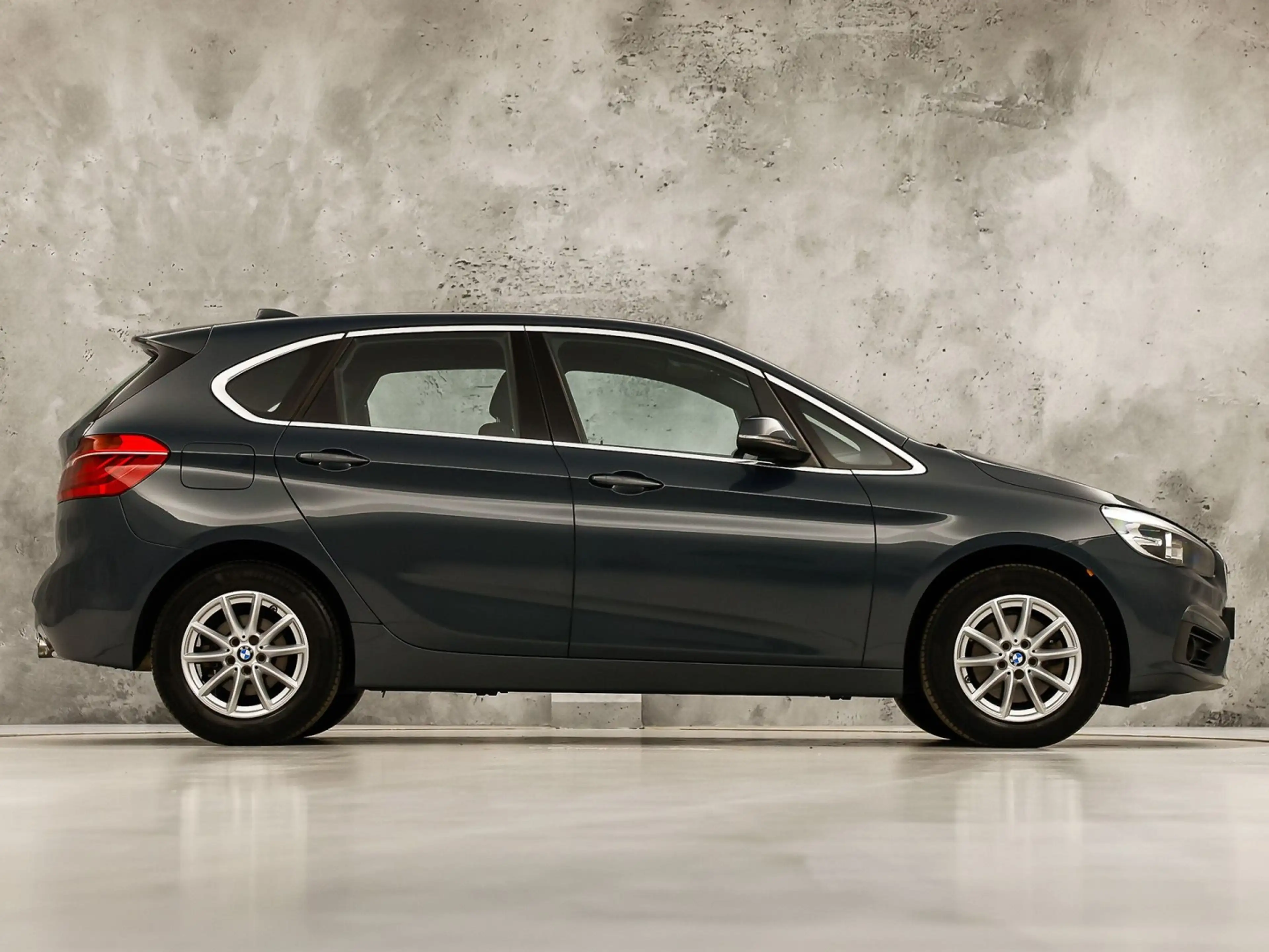 BMW 220 2 Serie Active Tourer 220i Executive Sport 184Pk A — photo 4