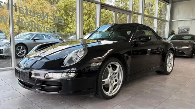 Porsche 997 view 5