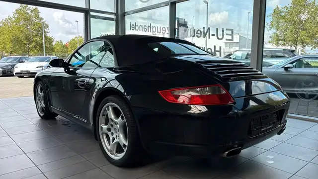 Porsche 997 view 13