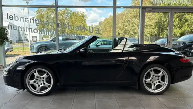 Porsche 997 view 10