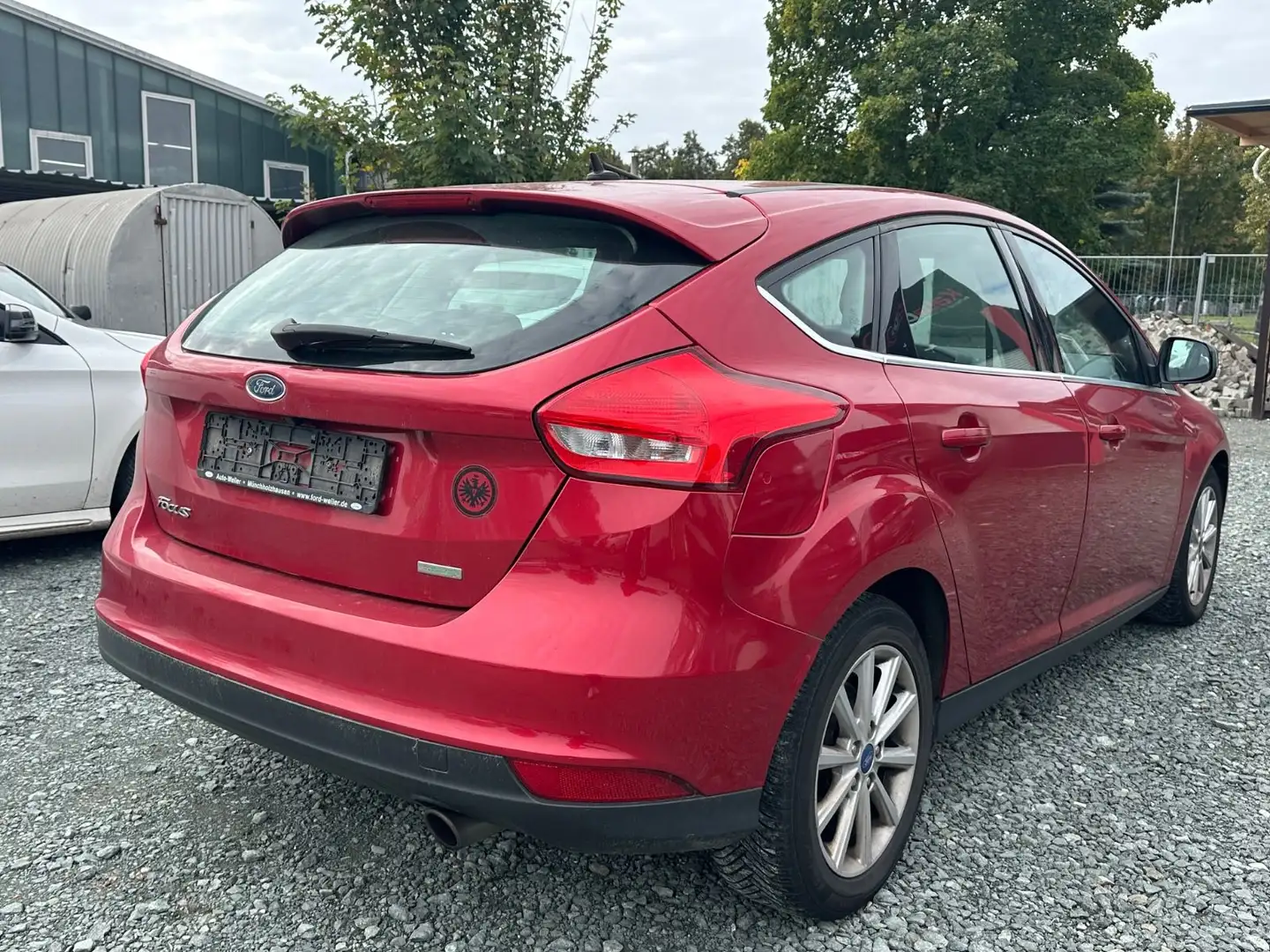 Ford Focus Lim. Titanium Navi Kamera LED Rot - 2