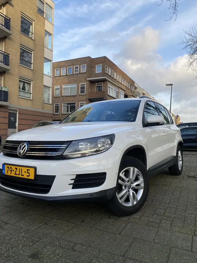 Volkswagen Tiguan 1.4 TSI Comf.&Design Wit - 1