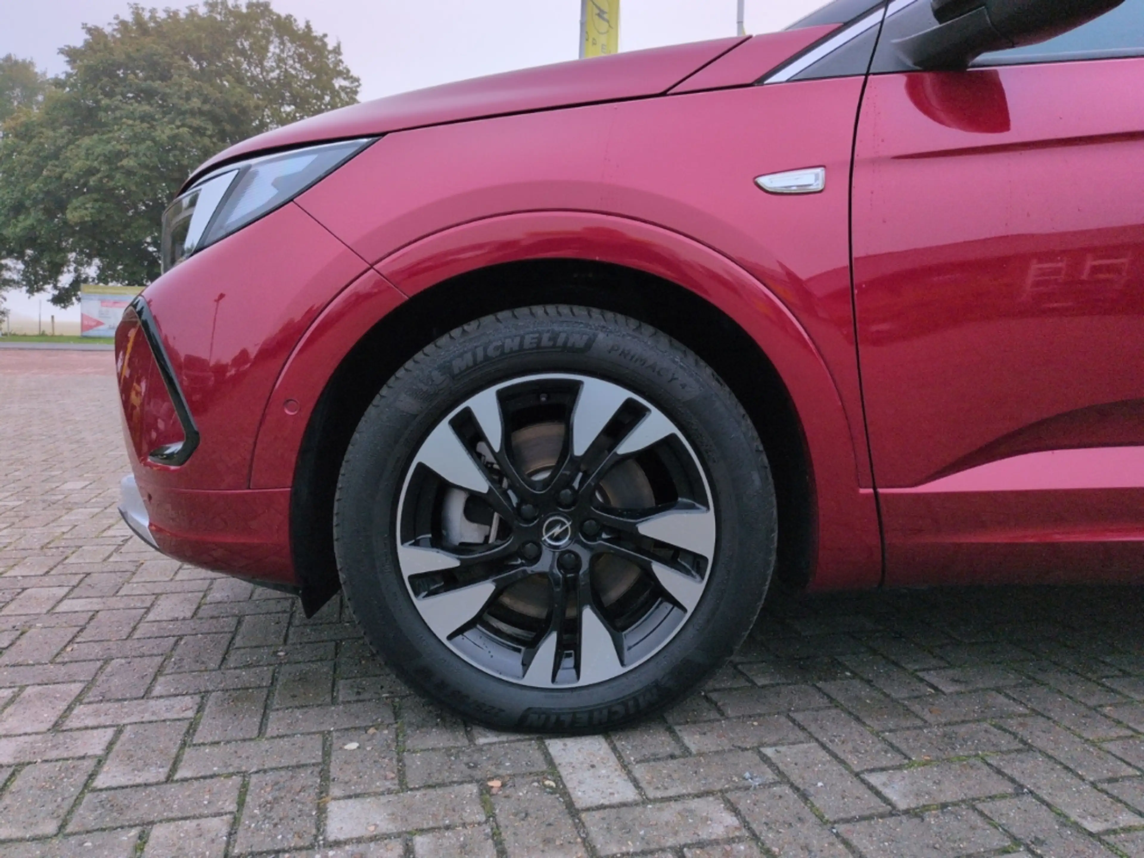 Opel Grandland Elegance Plug-in-Hybrid Anhängerkupplung Leder Nav — photo 2