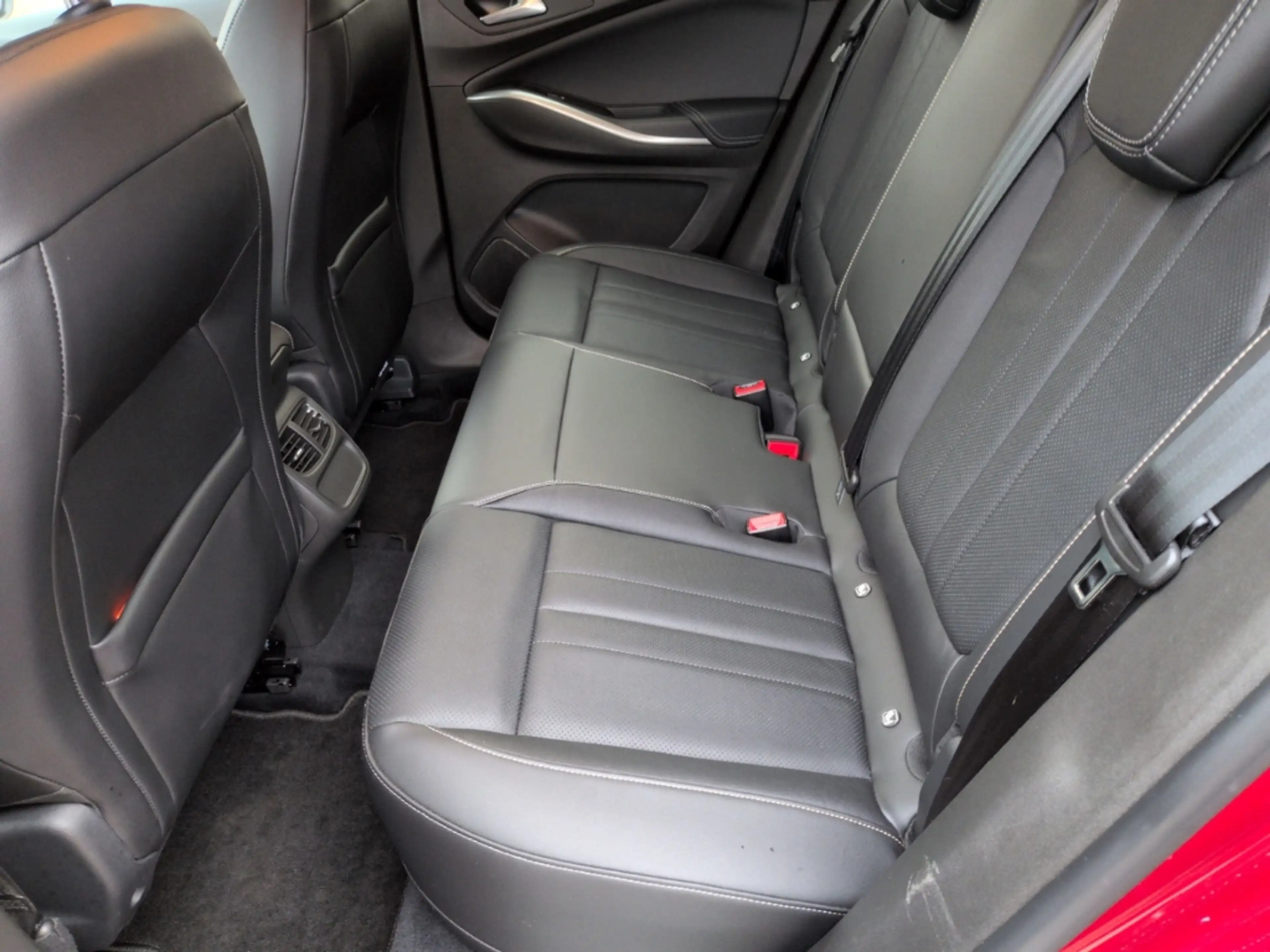 Opel Grandland Elegance Plug-in-Hybrid Anhängerkupplung Leder Nav — photo 8