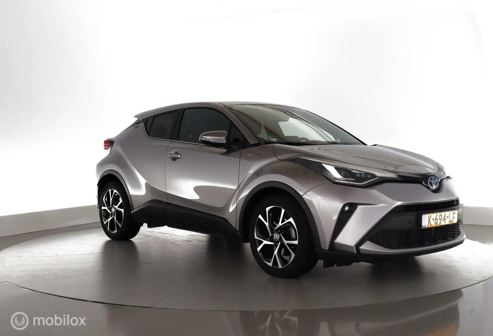 Toyota C-HR 1.8 Hybrid 122PK Business Plus trekhaak|led|cam|da Gris - 2