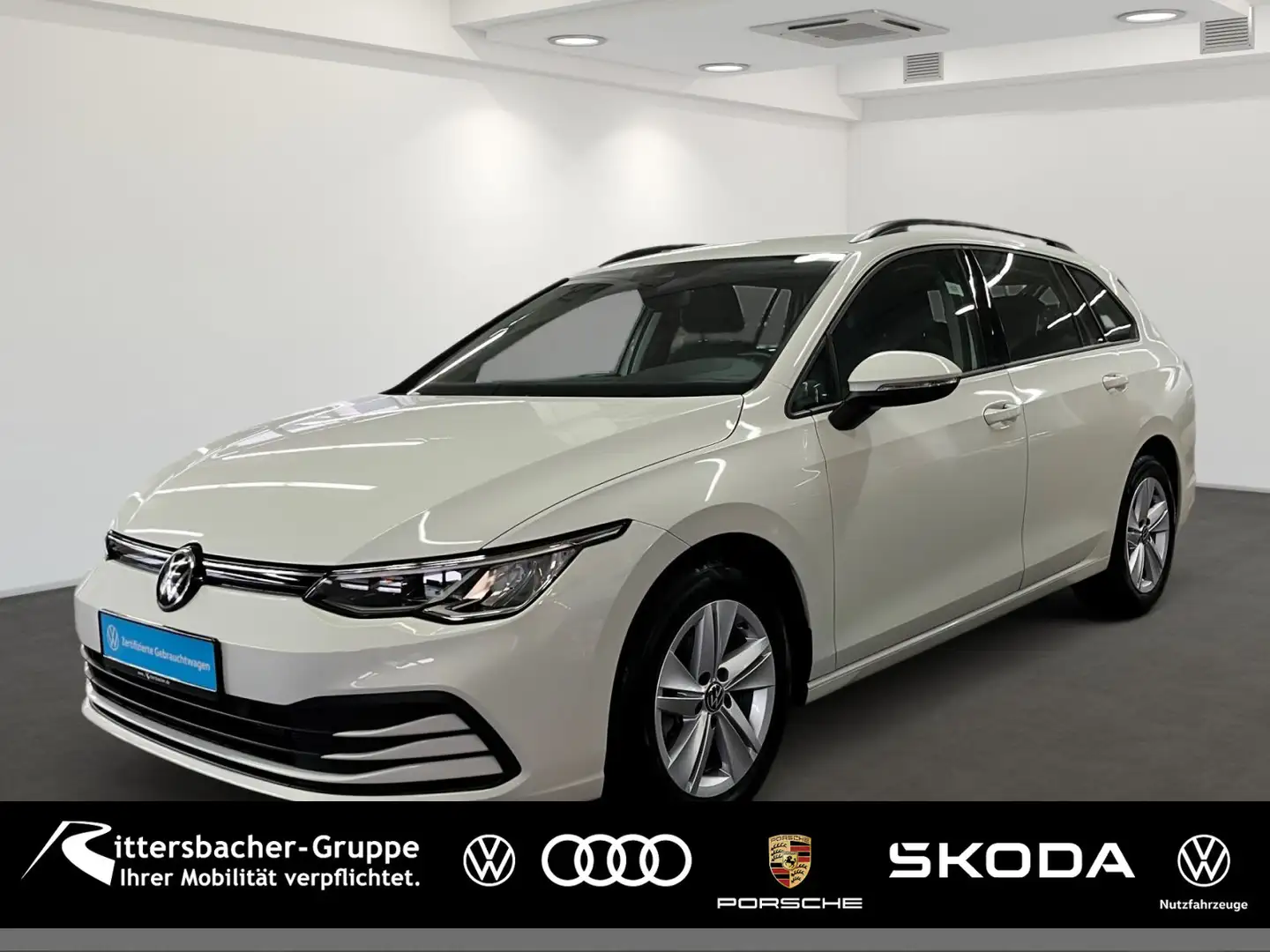 Volkswagen Golf Variant Golf VIII Variant 1.0 TSI Life Navi LED DigitalC Weiß - 1