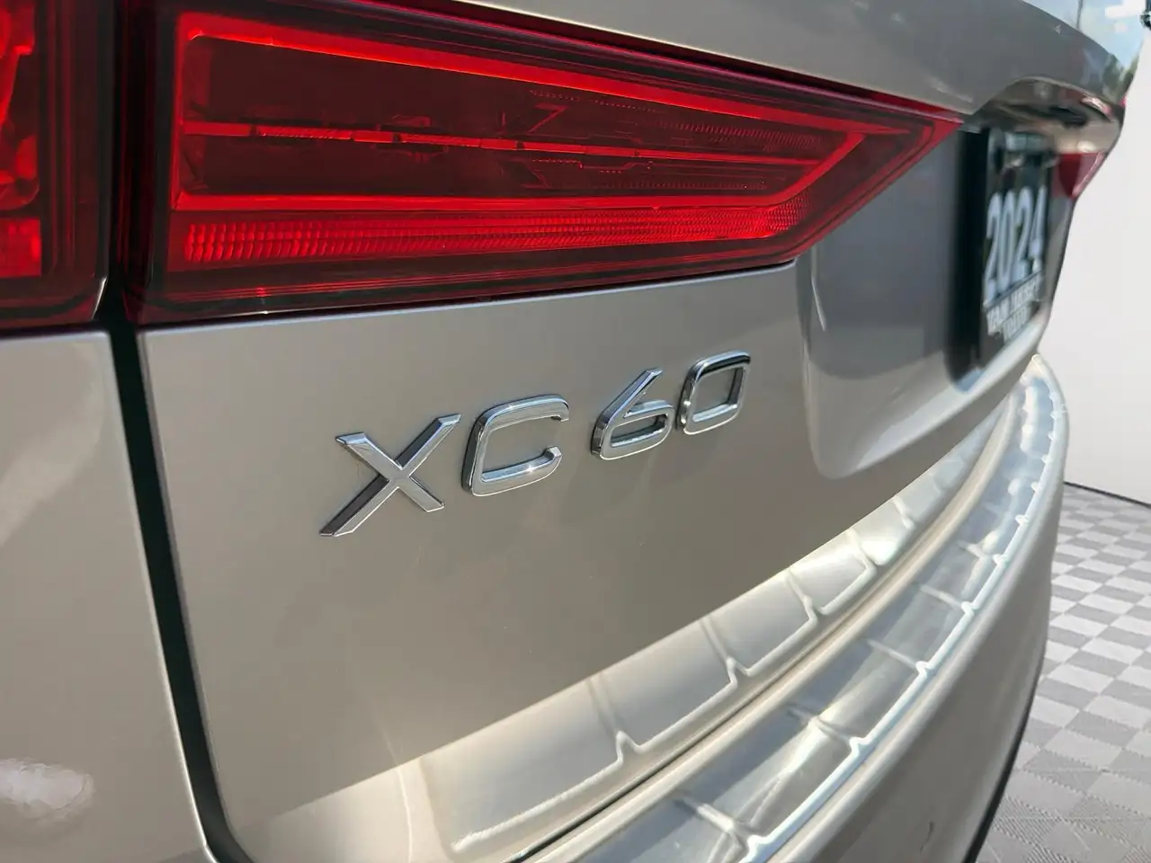 Volvo XC60 снимка Volvo XC60