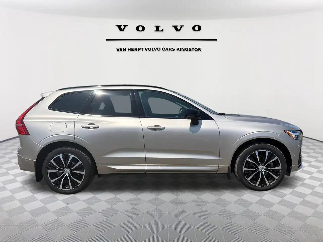 Volvo XC60 снимка Volvo XC60
