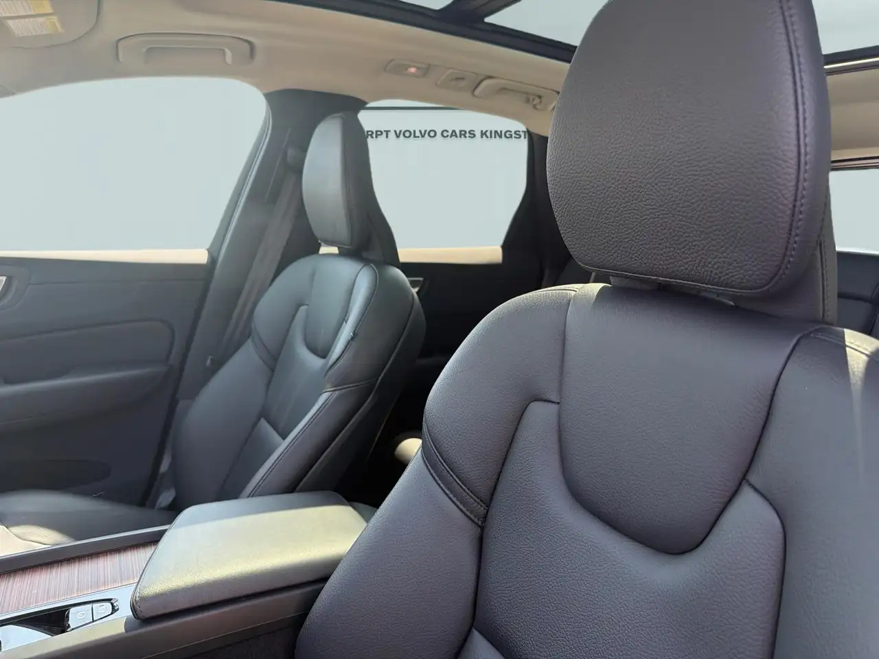 Volvo XC60 снимка Volvo XC60