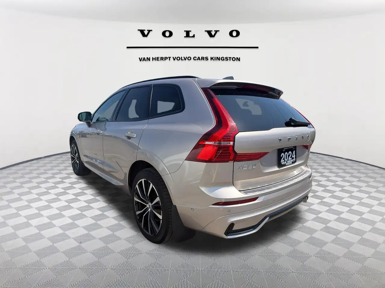 Volvo XC60 снимка Volvo XC60