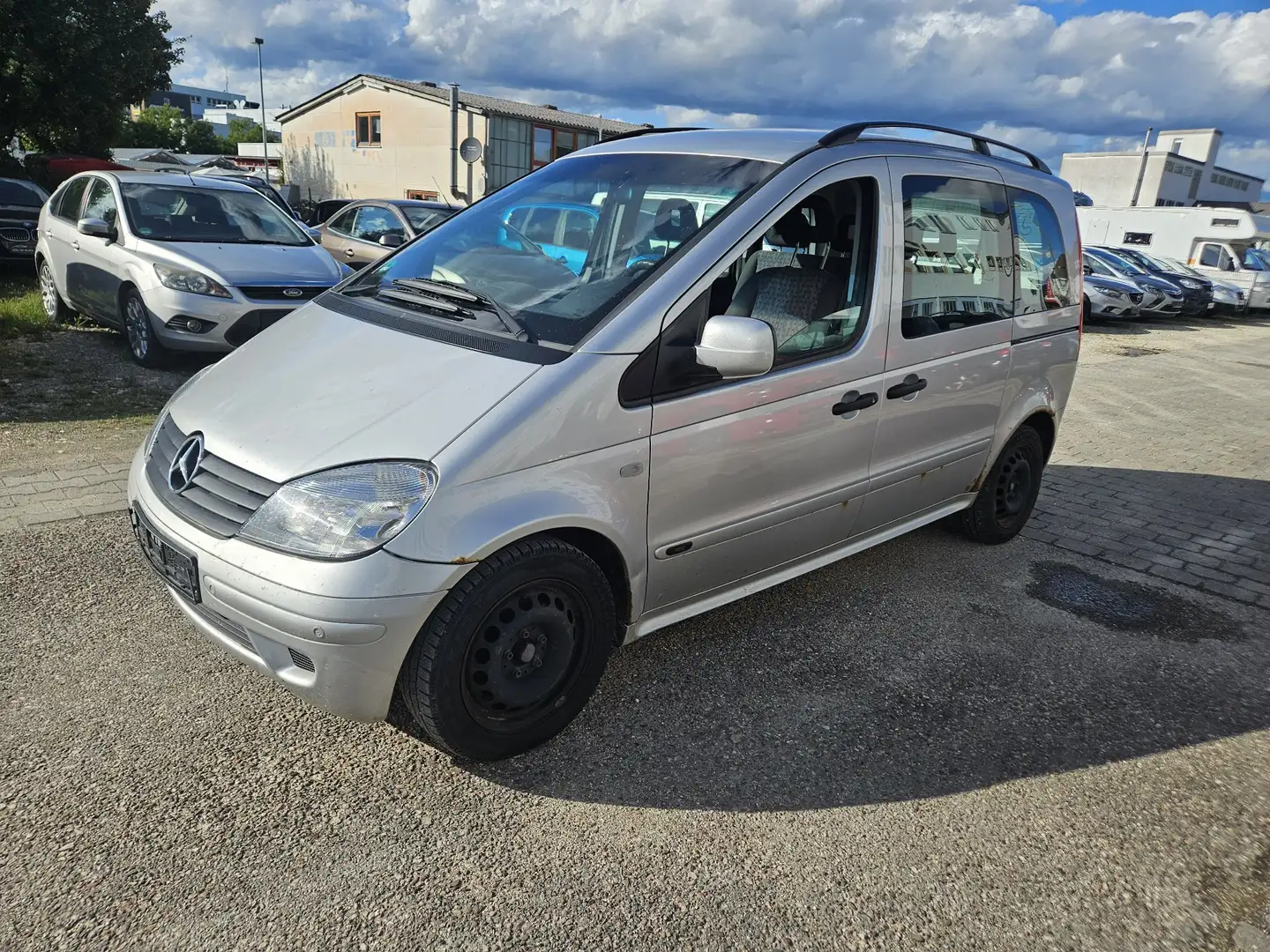 Mercedes-Benz Vaneo 1.7 CDI (414.700) Silber - 2