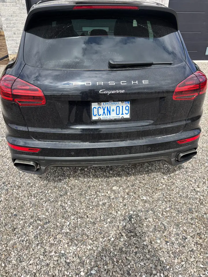 Porsche Cayenne снимка Porsche Cayenne