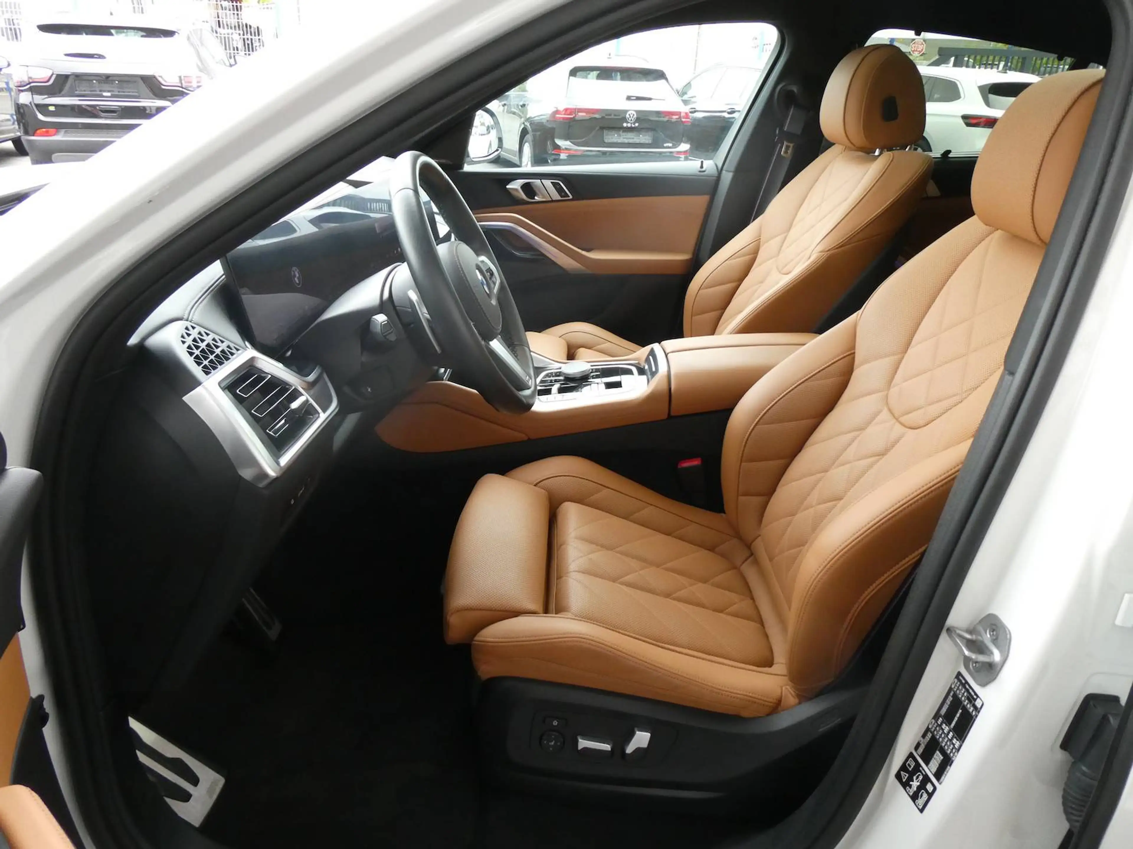BMW X6 40 i xDrive M Sport Pro — photo 9