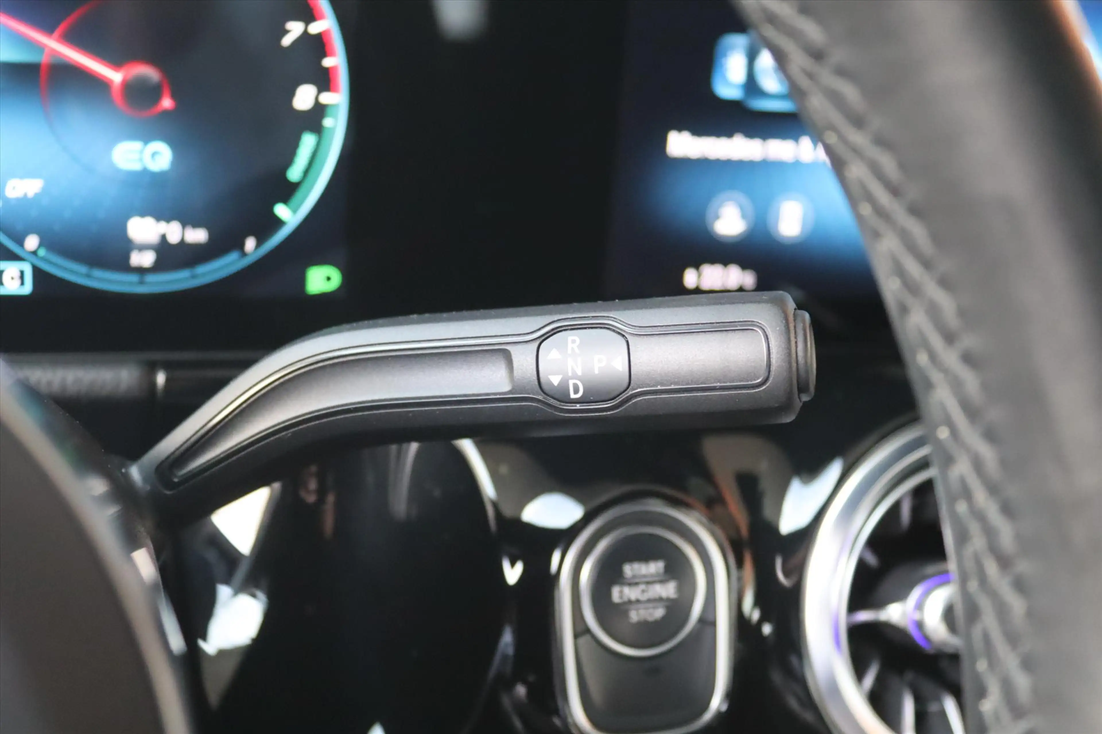 Mercedes-Benz B 250 B250e 218PK AUTOMAAT AMG NIGHT Navi | Sfeerverlich — photo 34