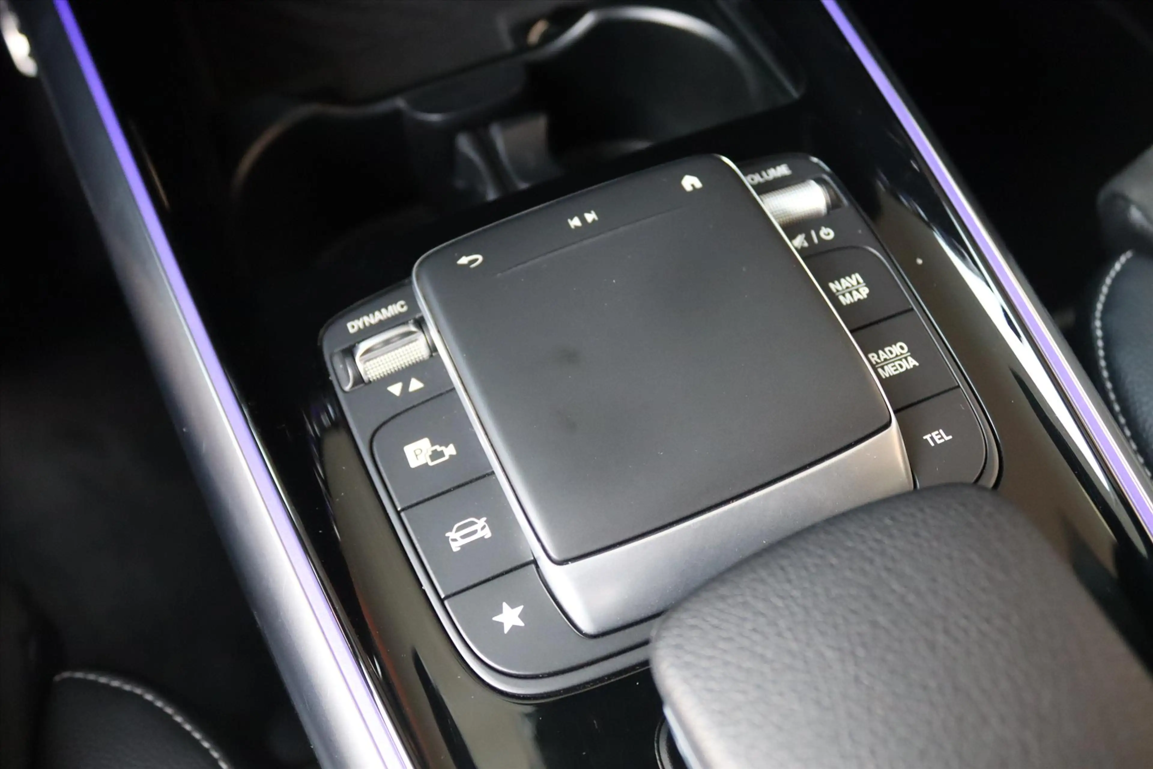 Mercedes-Benz B 250 B250e 218PK AUTOMAAT AMG NIGHT Navi | Sfeerverlich — photo 28