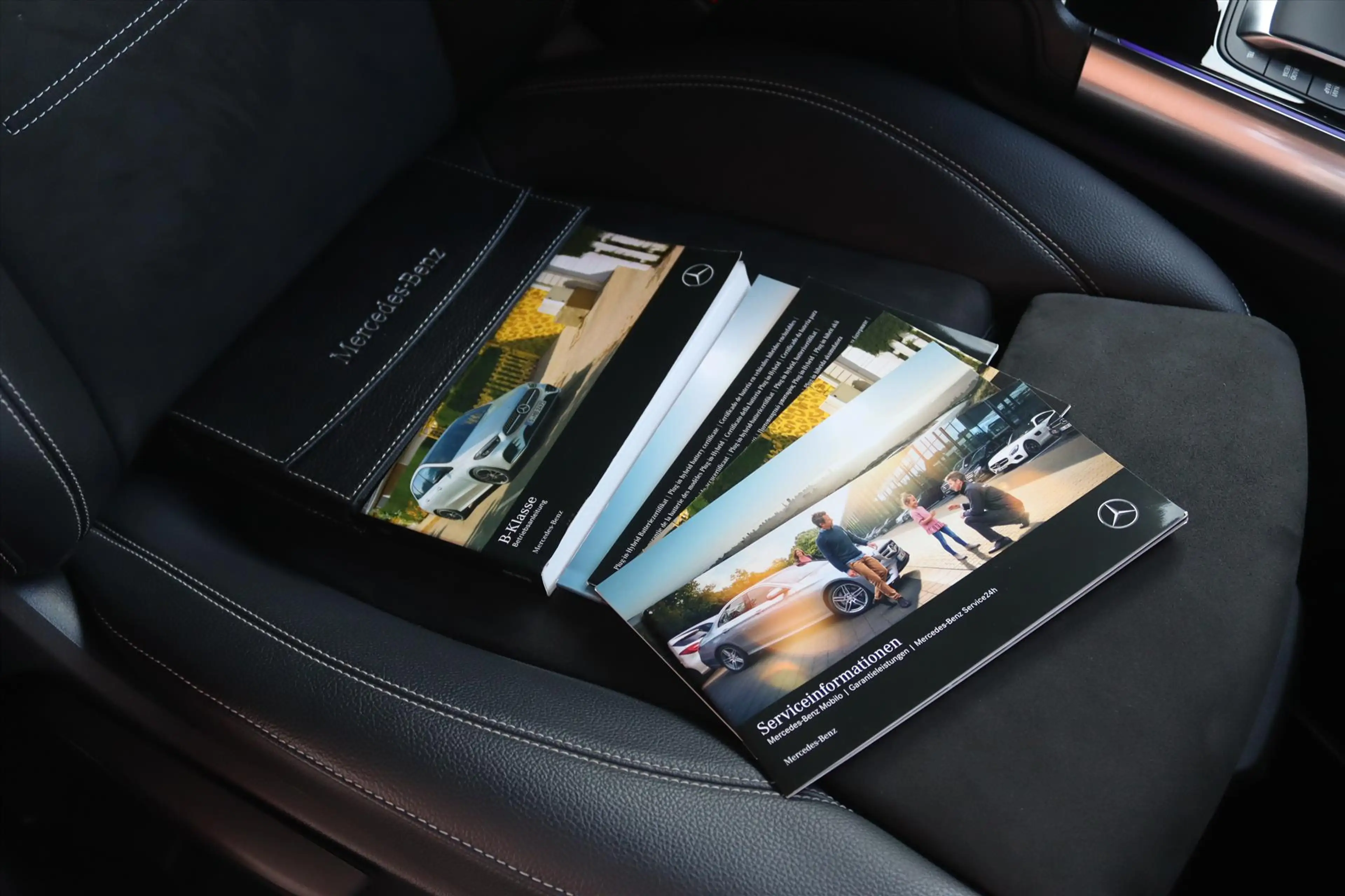Mercedes-Benz B 250 B250e 218PK AUTOMAAT AMG NIGHT Navi | Sfeerverlich — photo 8