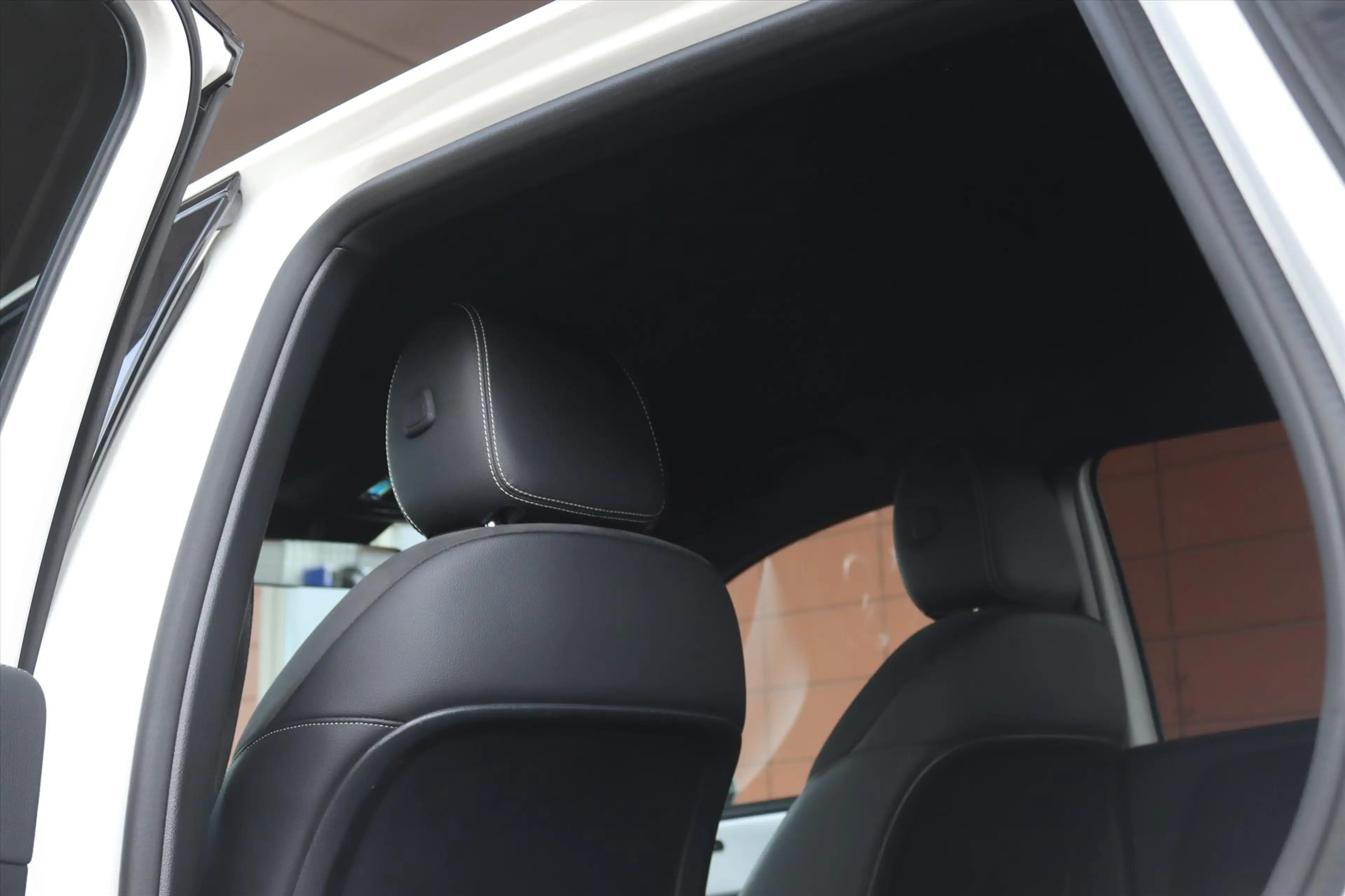 Mercedes-Benz B 250 B250e 218PK AUTOMAAT AMG NIGHT Navi | Sfeerverlich — photo 11