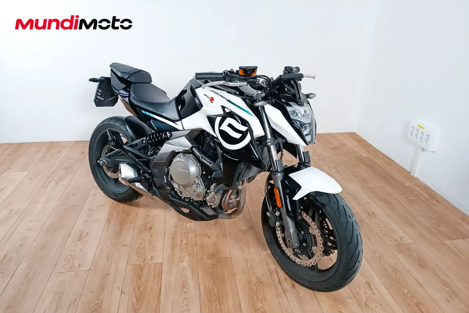 CFMOTO 650 NK - 2