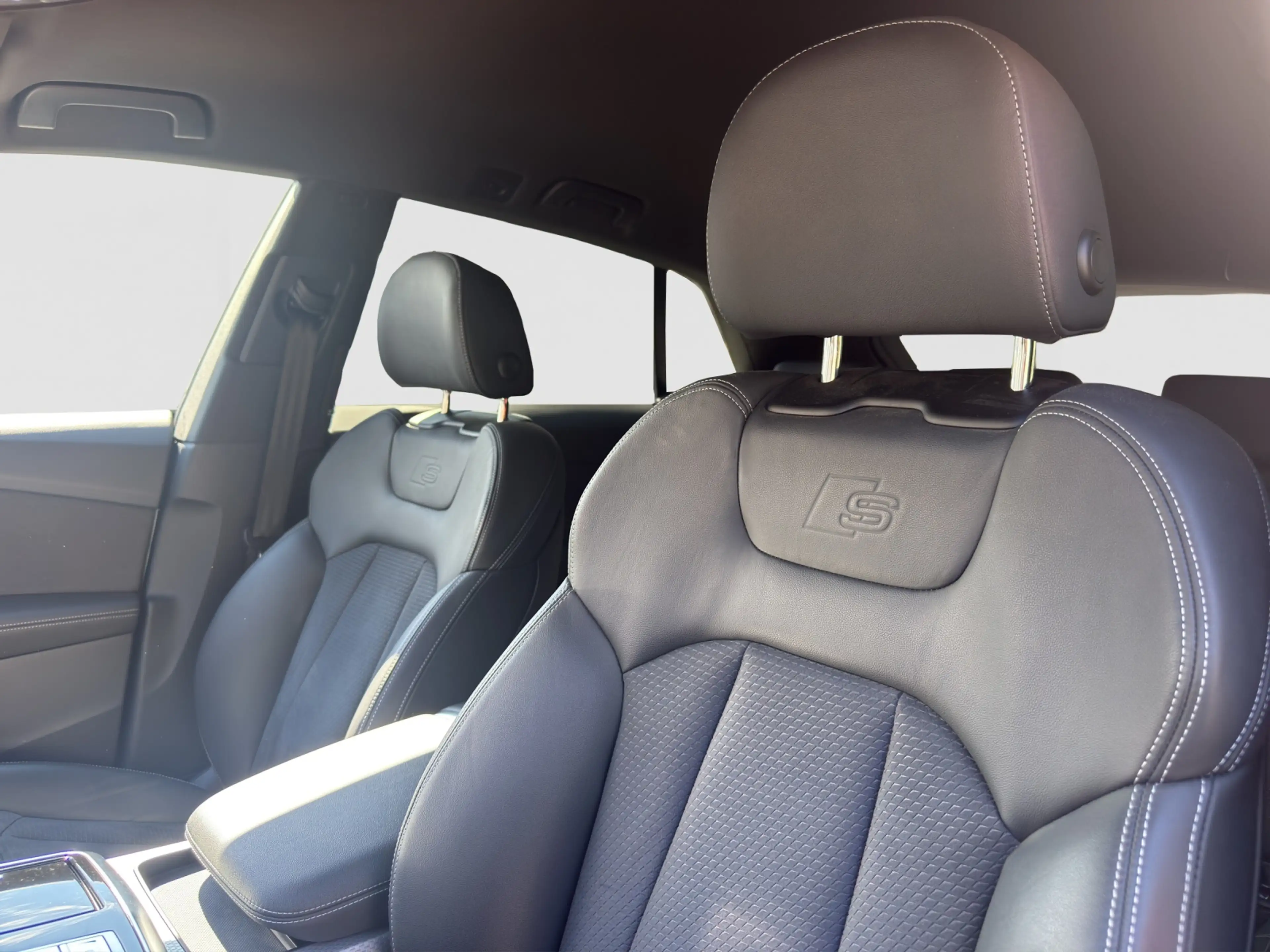 Audi Q8 55 TFSI e quattro GARANTIE/MATRIX/ACC/HeadUP — photo 14