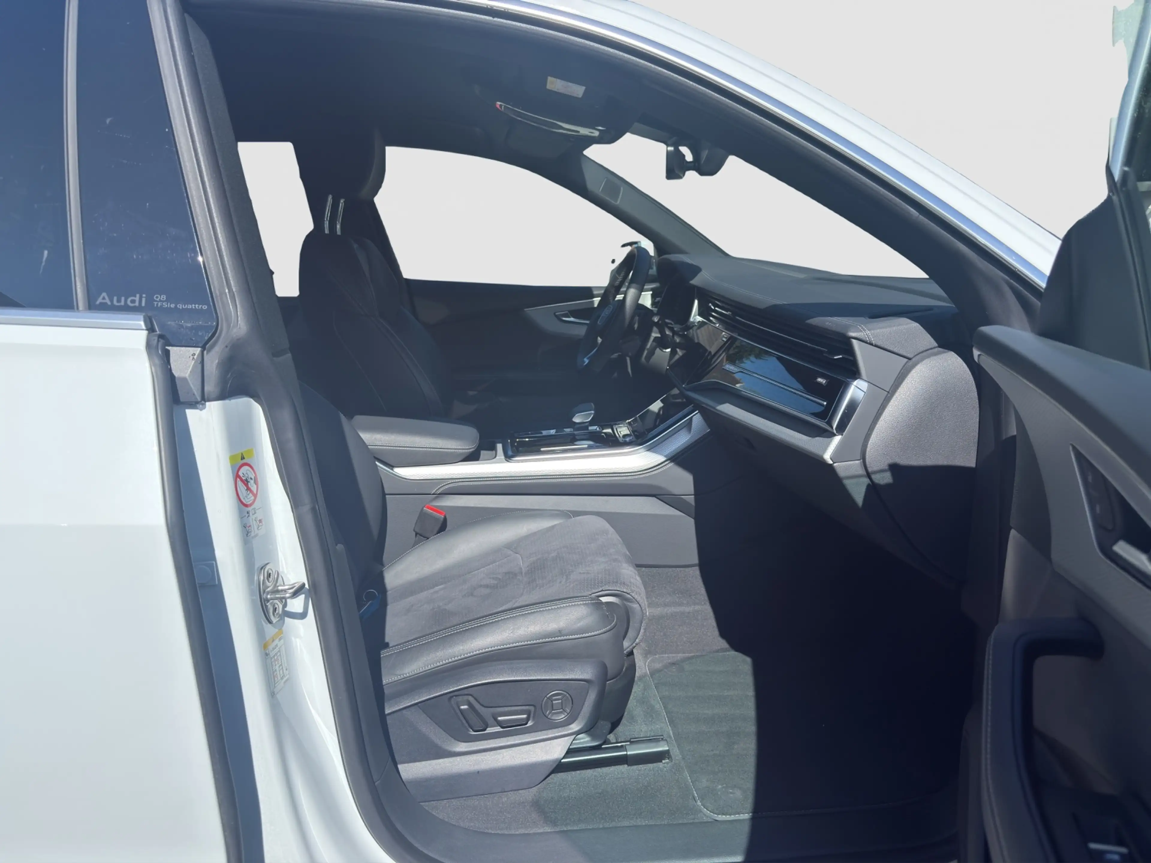 Audi Q8 55 TFSI e quattro GARANTIE/MATRIX/ACC/HeadUP — photo 8