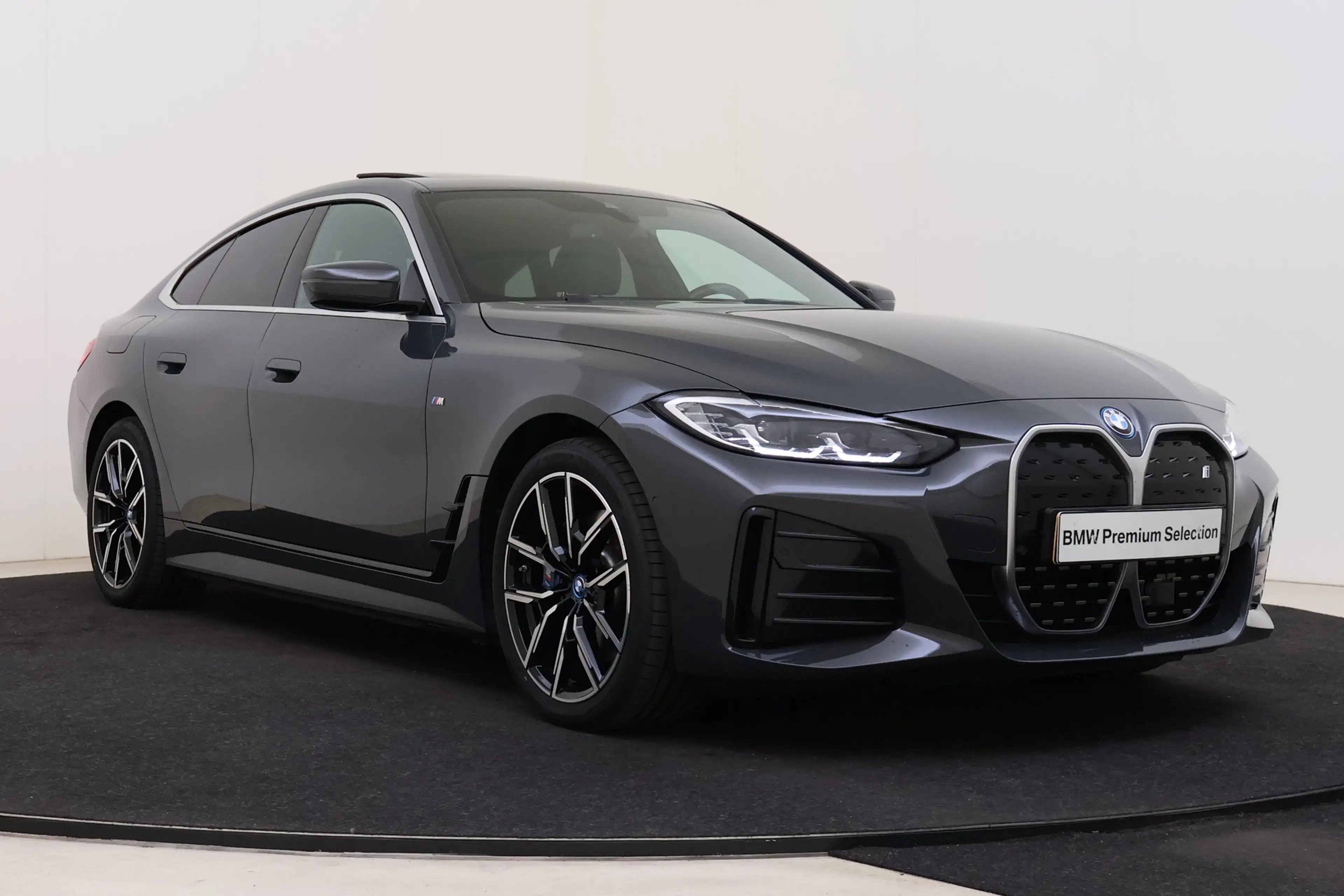 BMW i4 eDrive40 High Executive M Sport / Schuif-Kanteldak — photo 13