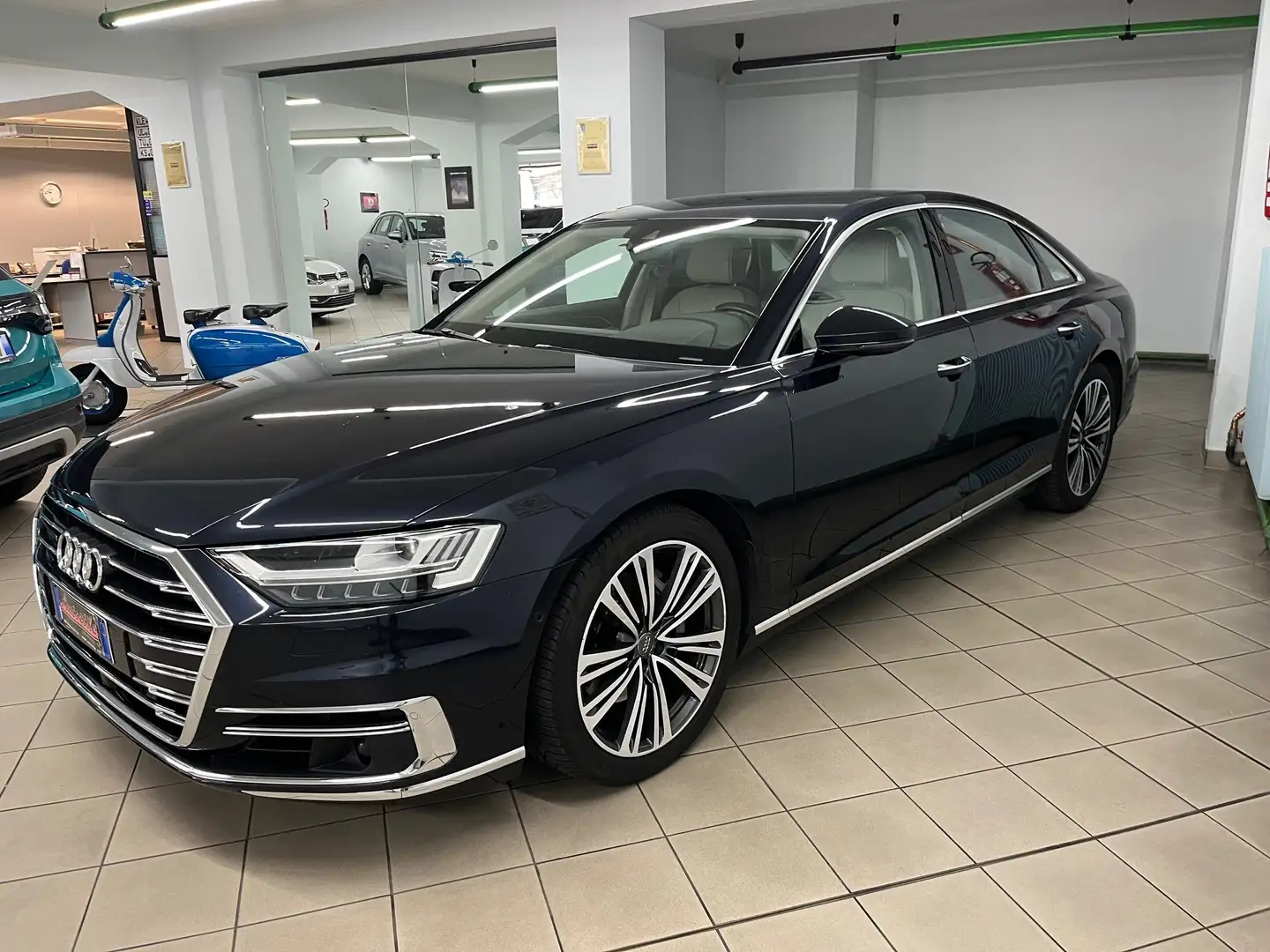 Audi A8 50 3.0 TDI QUATTRO TRIPTRONIC Blu/Azzurro - 2