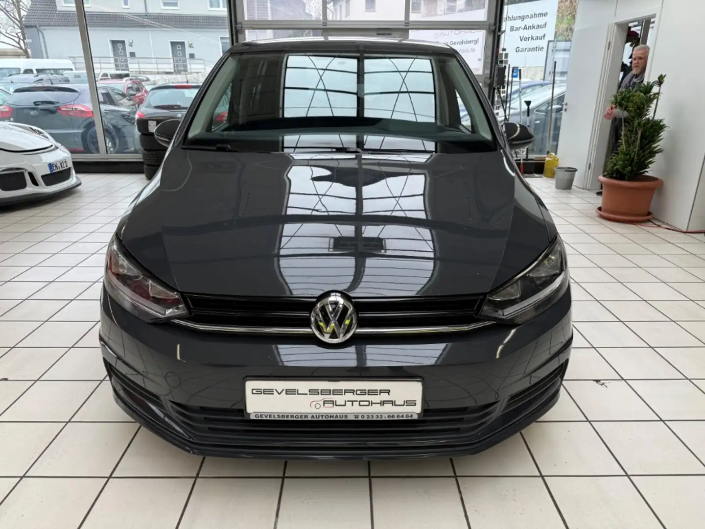 Volkswagen Touran Trendline BMT Start-Stopp Berganfahrass. El. Parkb Szürke - 2