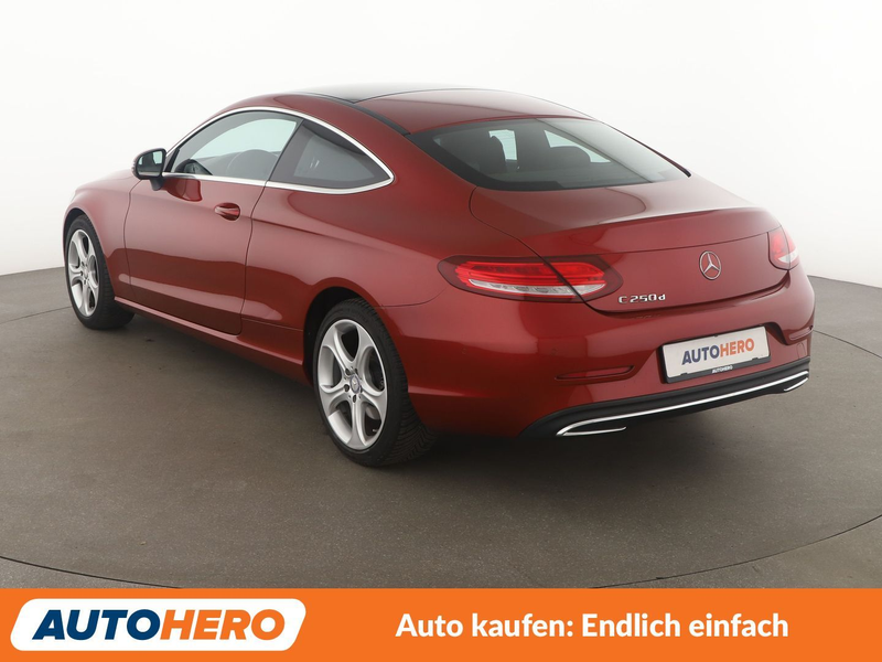 Mercedes-Benz C 250 C 250 d Coupe Aut.*LED*NAVI*PANO*SHZ*PDC*TEMPO* — photo 4