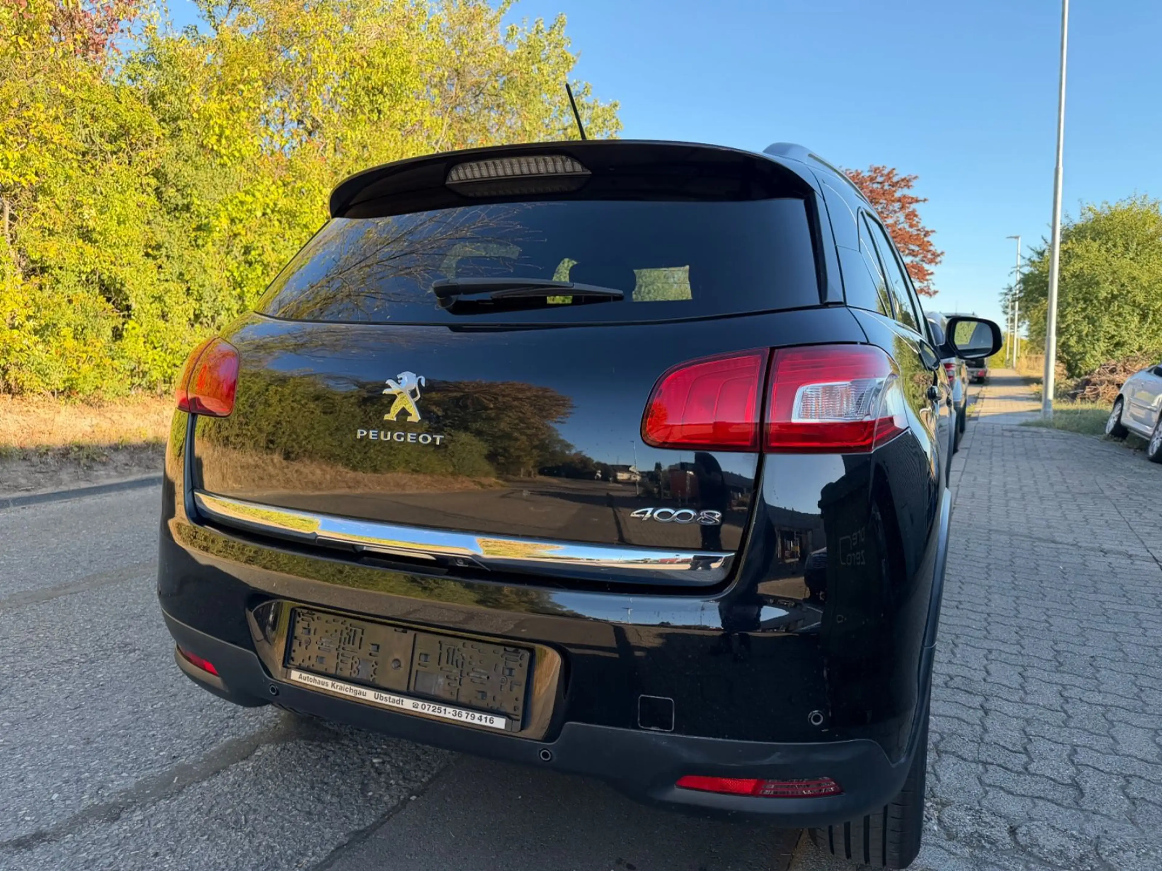 Peugeot 4008 Allure 4WD Leder Kamera Pdc Soundsys.8xAlu — photo 6