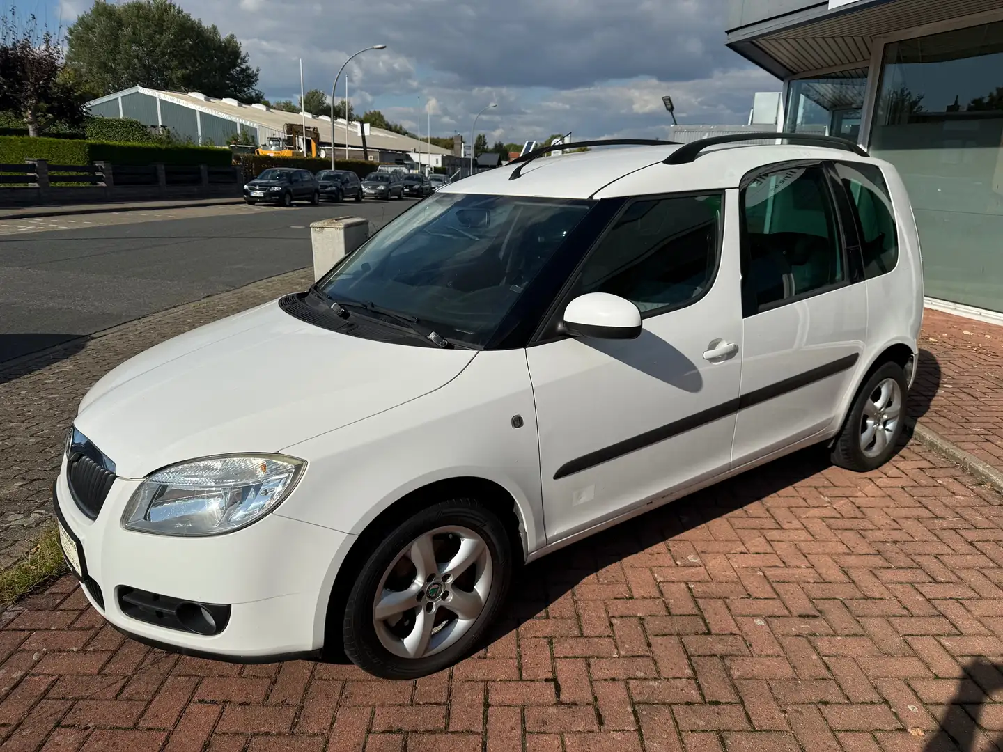 Skoda Roomster Style Plus Edition Weiß - 1