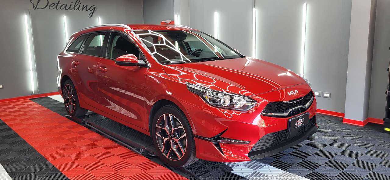 Kia Ceed SW / cee\'d SW Ceed III 2022 SW 1.6 crdi mhev Business 136cv imt
