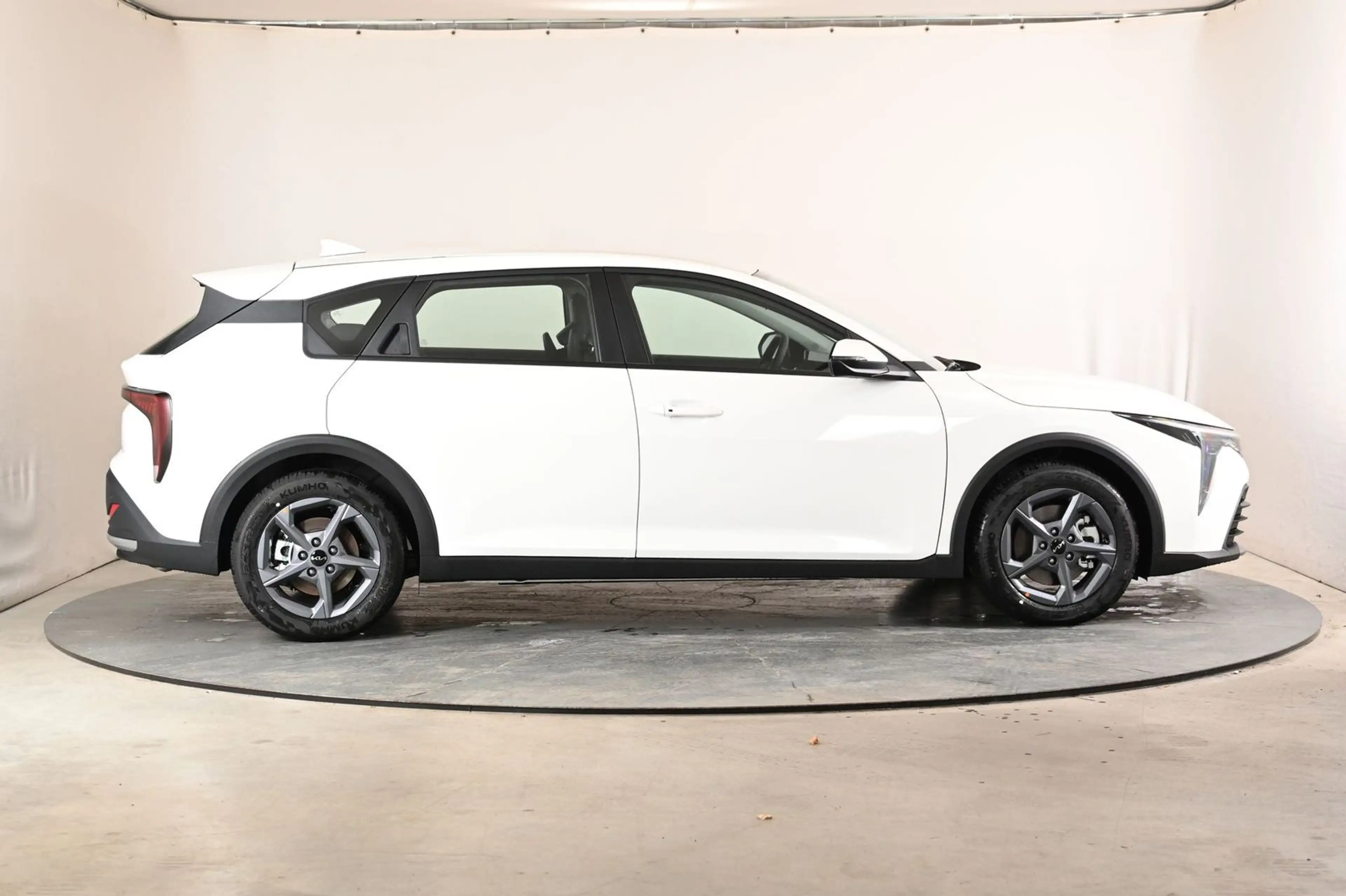 Kia K4 Spin ACC|RFK|LED|Navi|Carplay|Klima|PDC|SHZ — photo 6