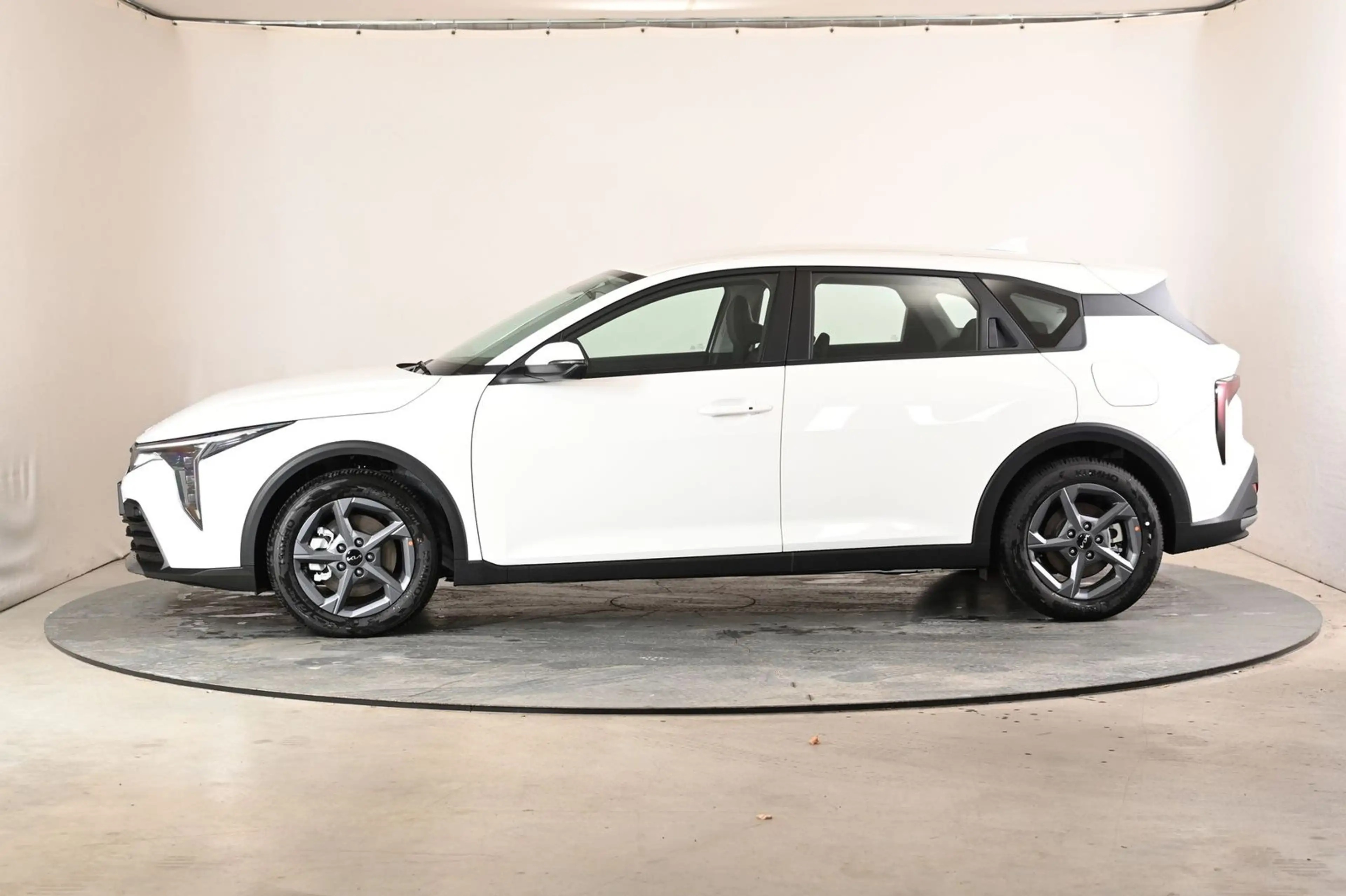 Kia K4 Spin ACC|RFK|LED|Navi|Carplay|Klima|PDC|SHZ — photo 2
