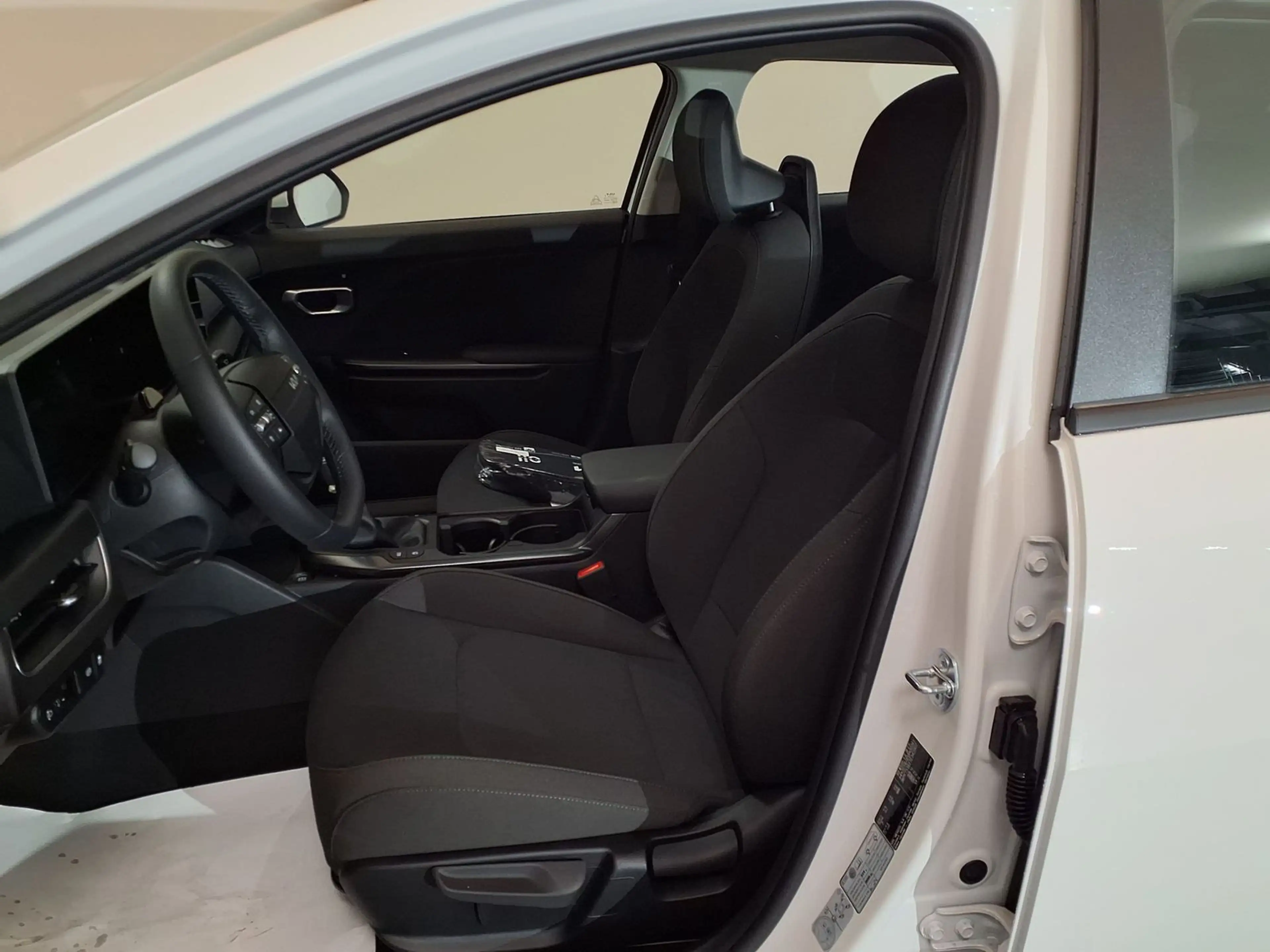 Kia K4 Spin ACC|RFK|LED|Navi|Carplay|Klima|PDC|SHZ — photo 9