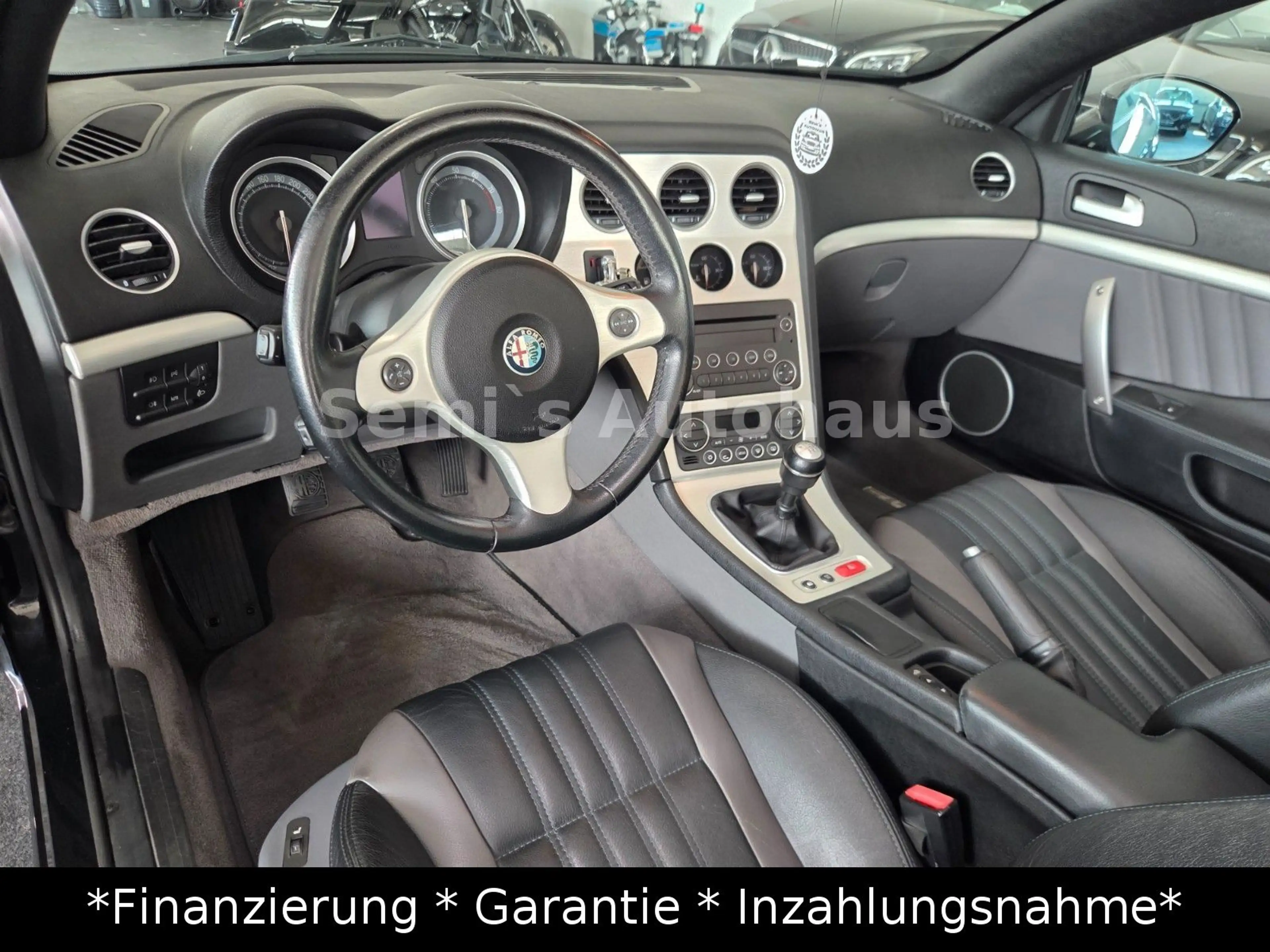 Alfa Romeo Spider 2.2 JTS 16V Exclusive*Top Zustand* — photo 12