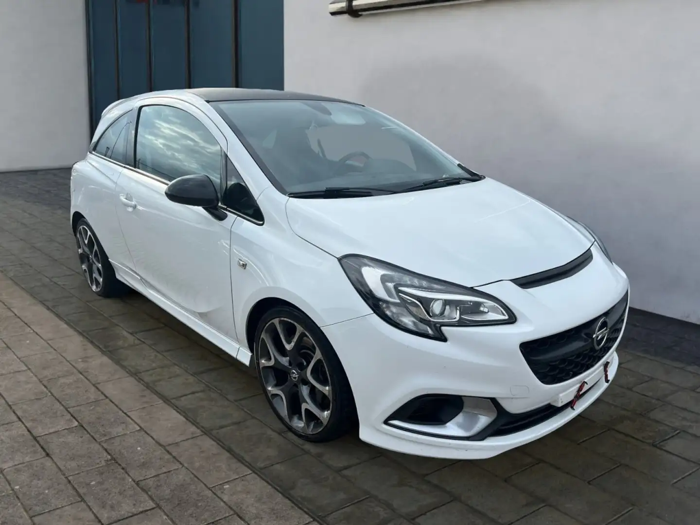 Opel Corsa E OPC 1.6 Turbo *Carbon*Recaro*BT Klima Xenon Blanc - 1
